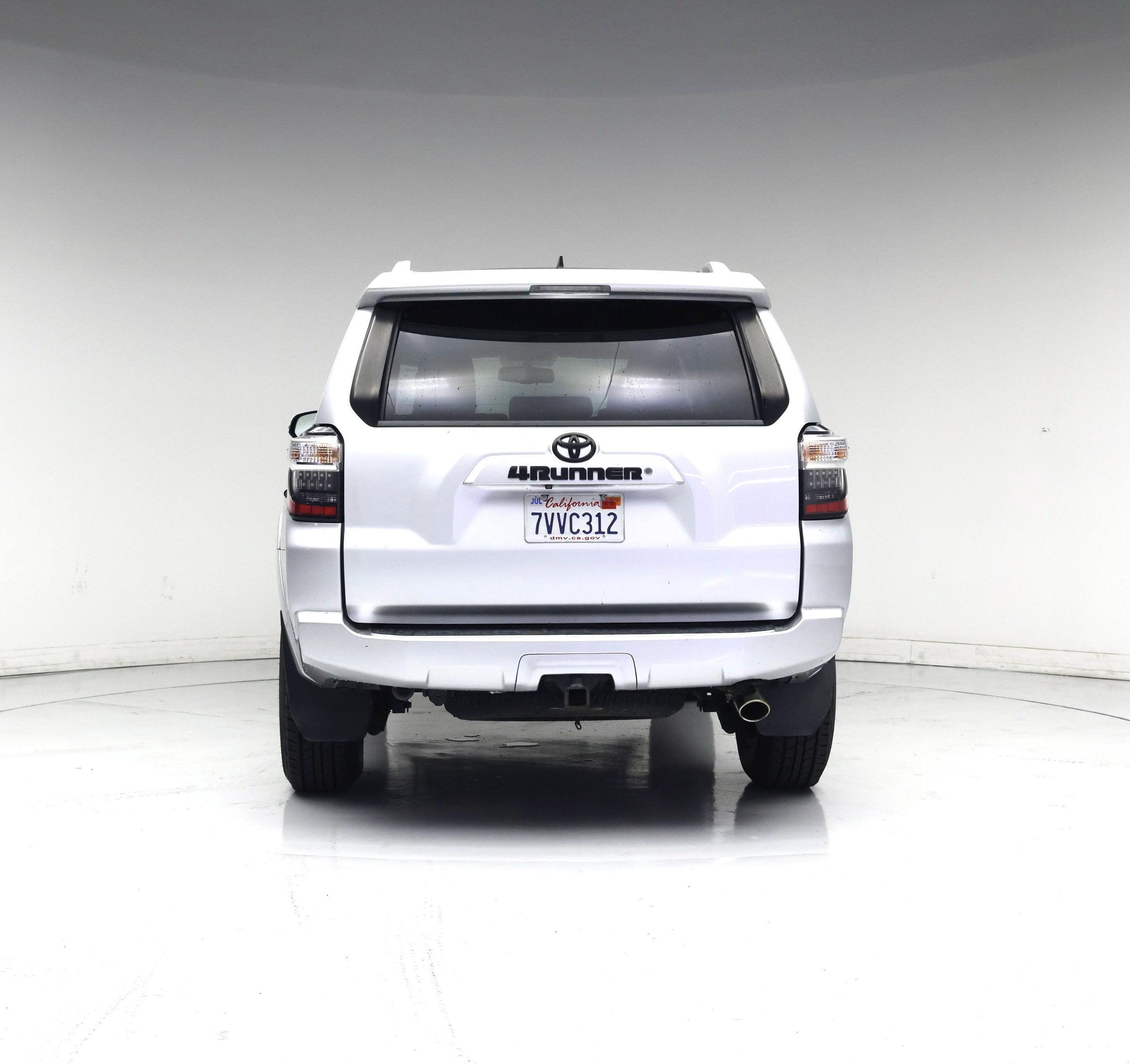 Thumbnail: 2016 Toyota 4Runner - 6