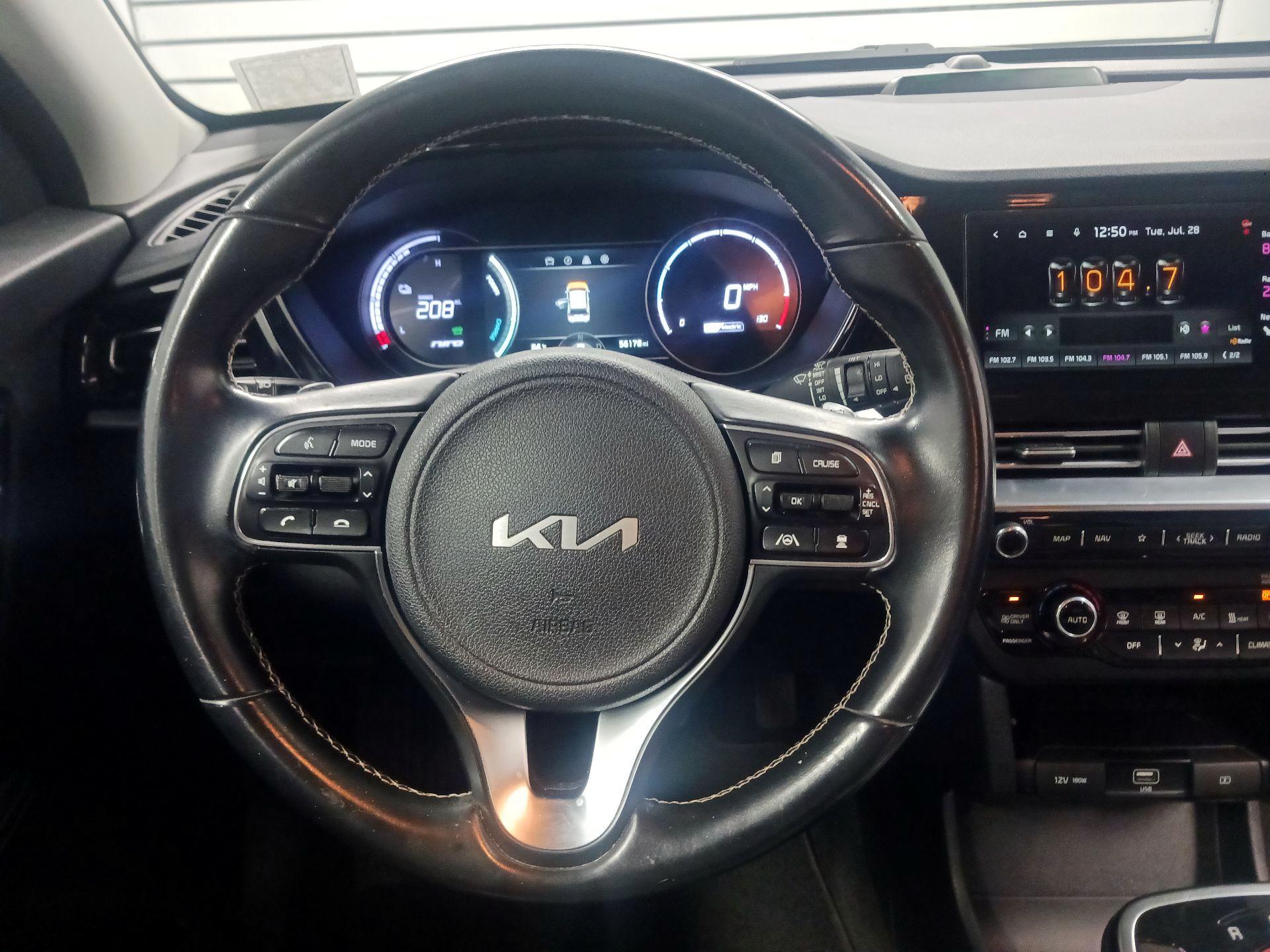 Thumbnail: 2022 Kia Niro - 10