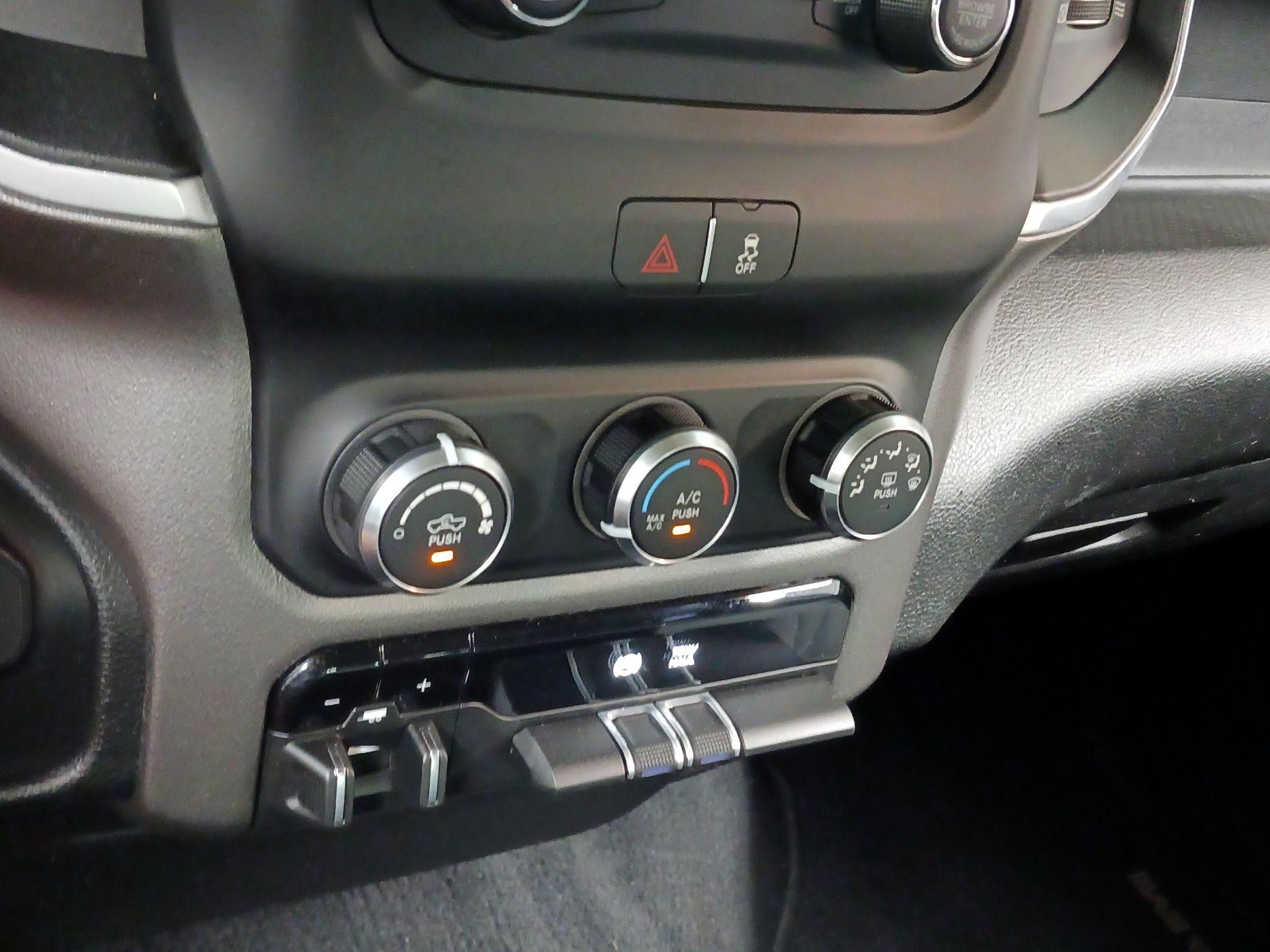 Thumbnail: 2019 RAM 3500 - 13