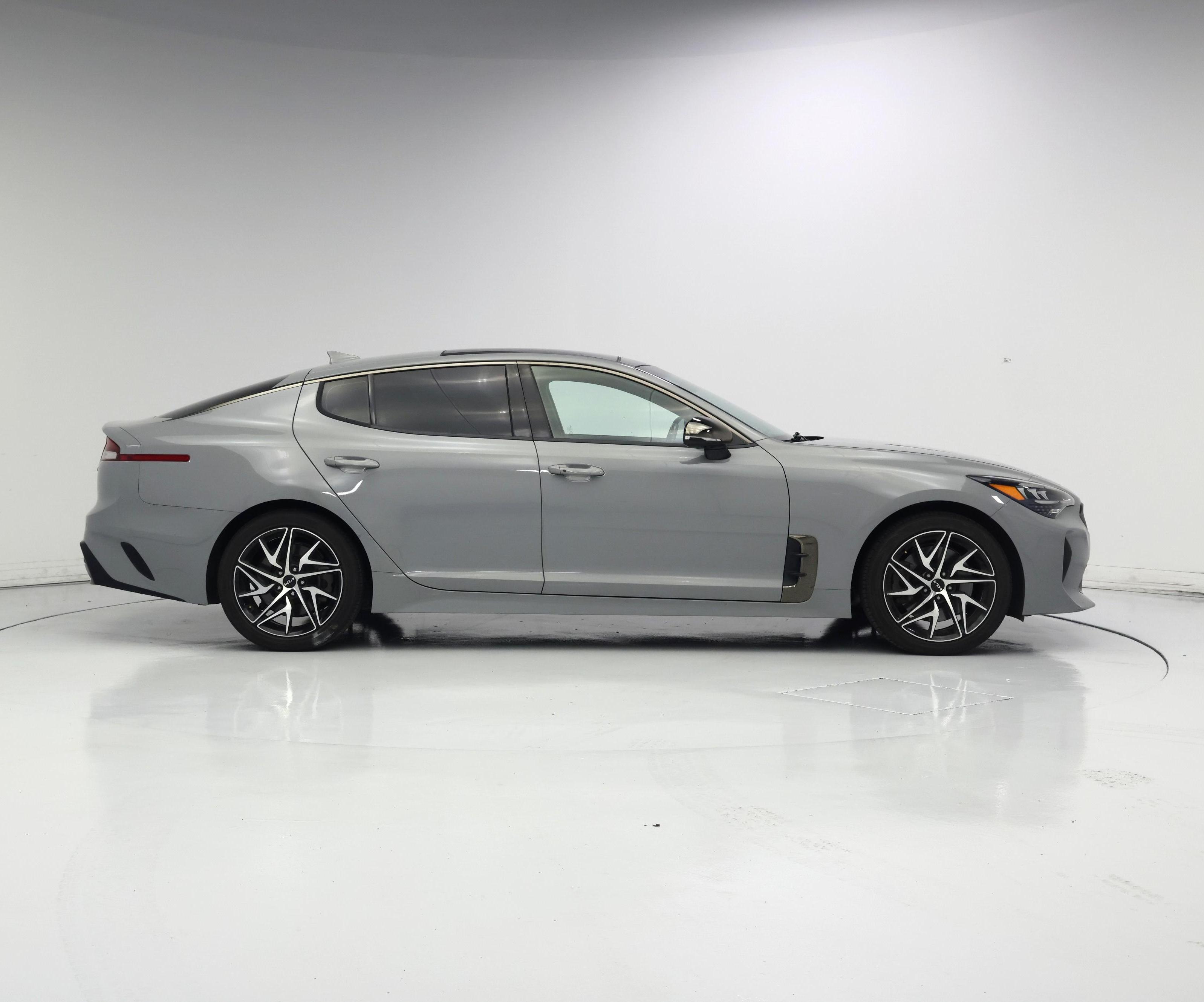 Thumbnail: 2022 Kia Stinger - 7