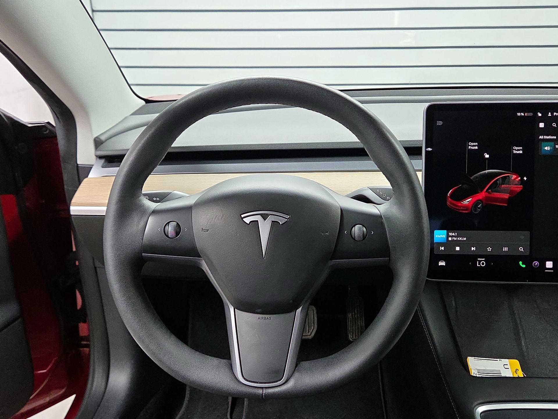 Thumbnail: 2022 Tesla Model 3 - 10