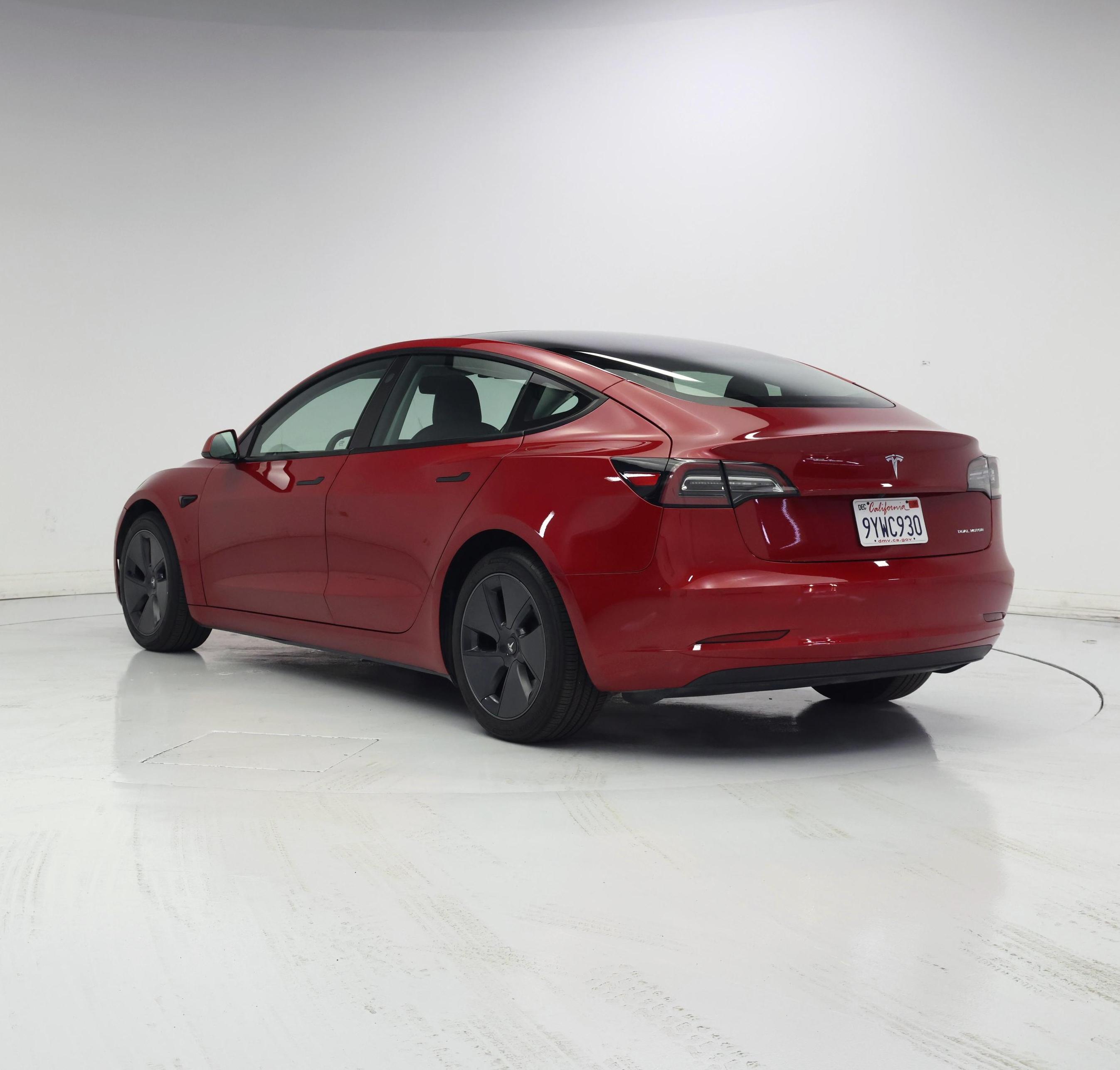 Thumbnail: 2022 Tesla Model 3 - 2