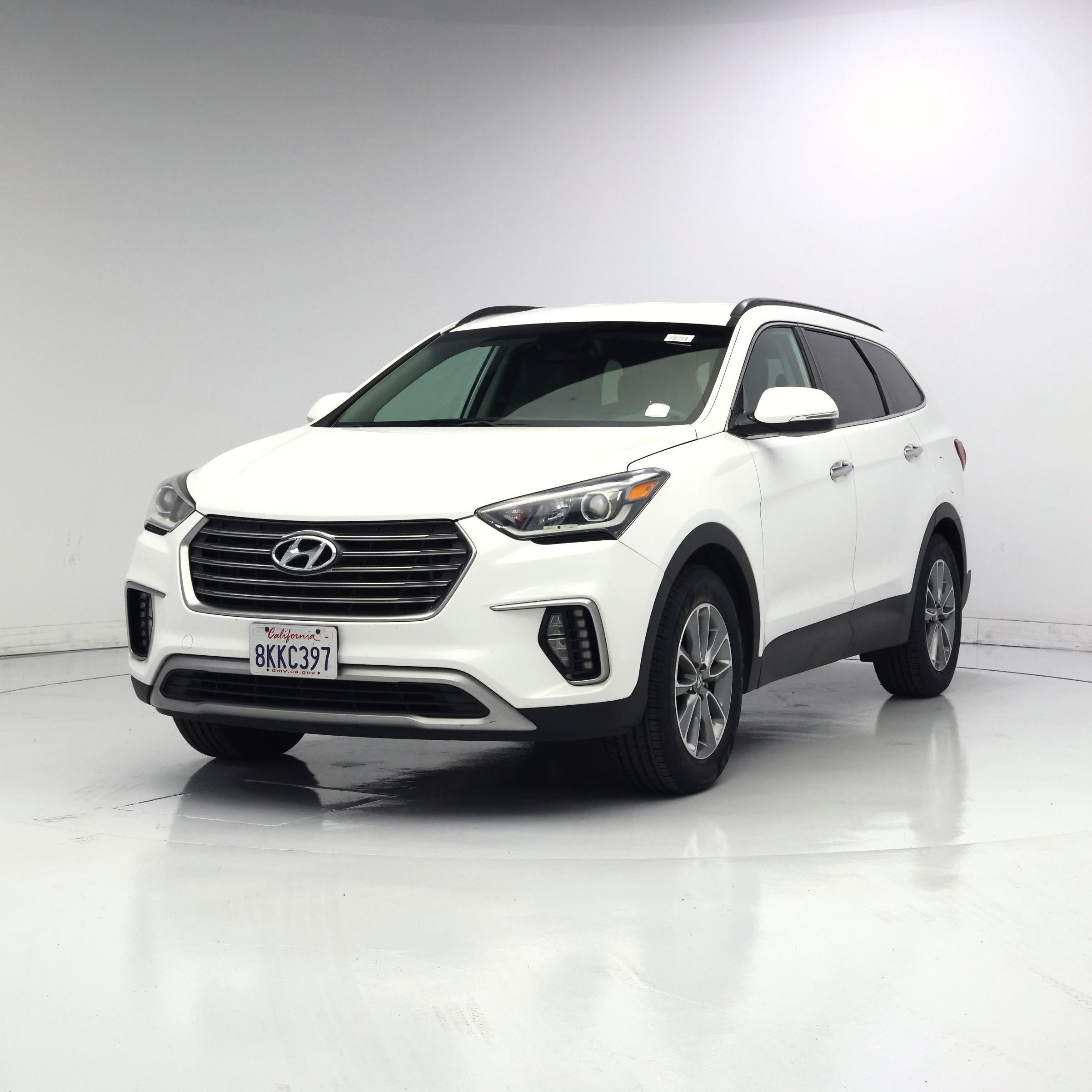 Thumbnail: 2019 Hyundai Santa Fe - 4