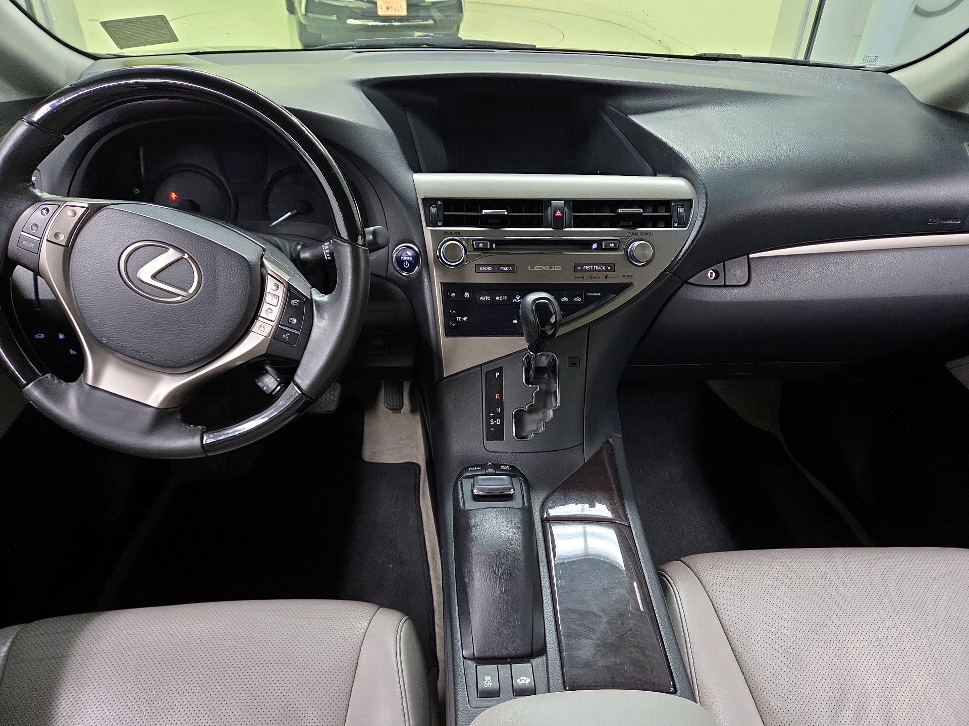 Thumbnail: 2015 Lexus RX - 9