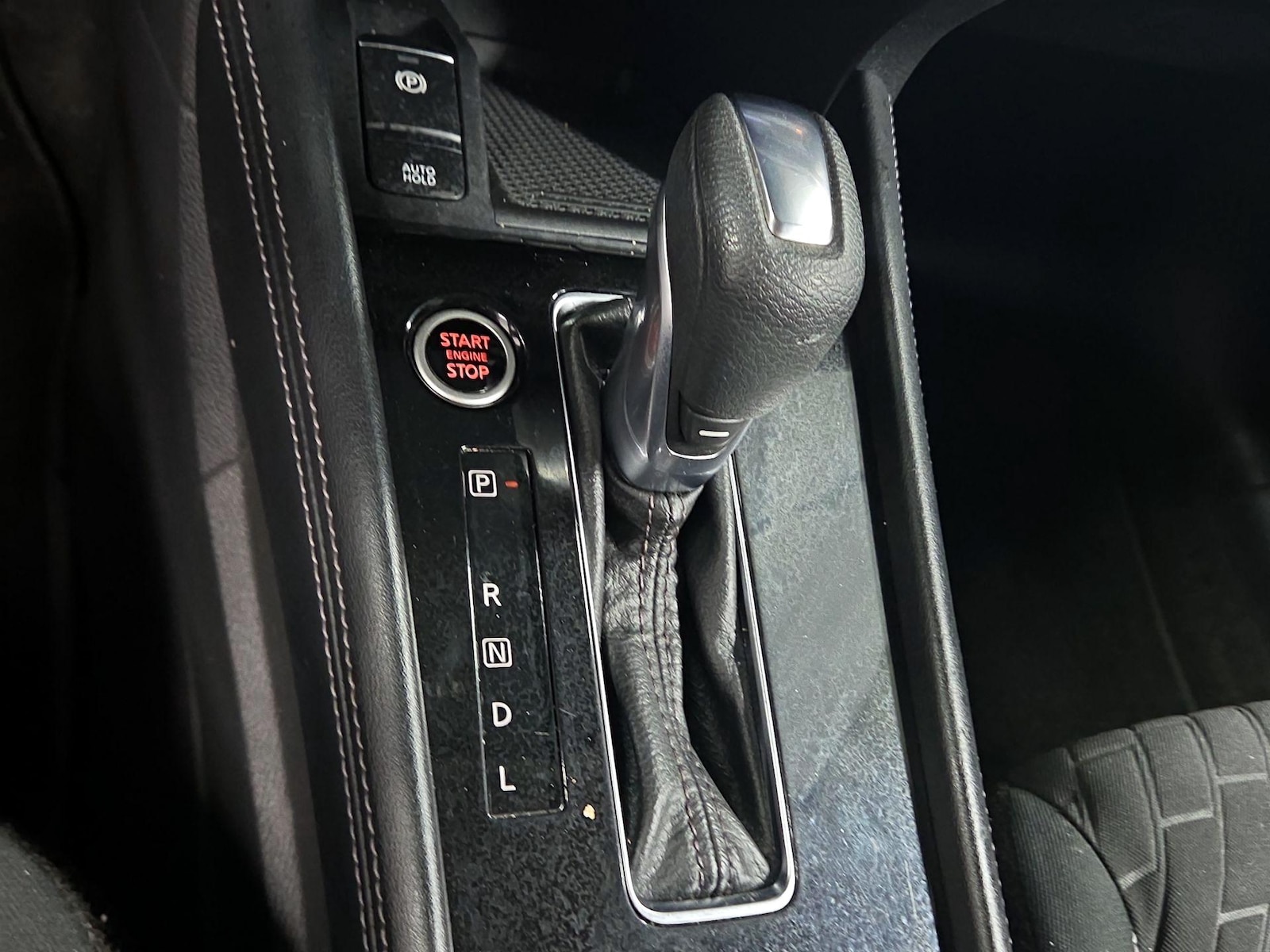 2022 Nissan Kicks SV - Photo 17