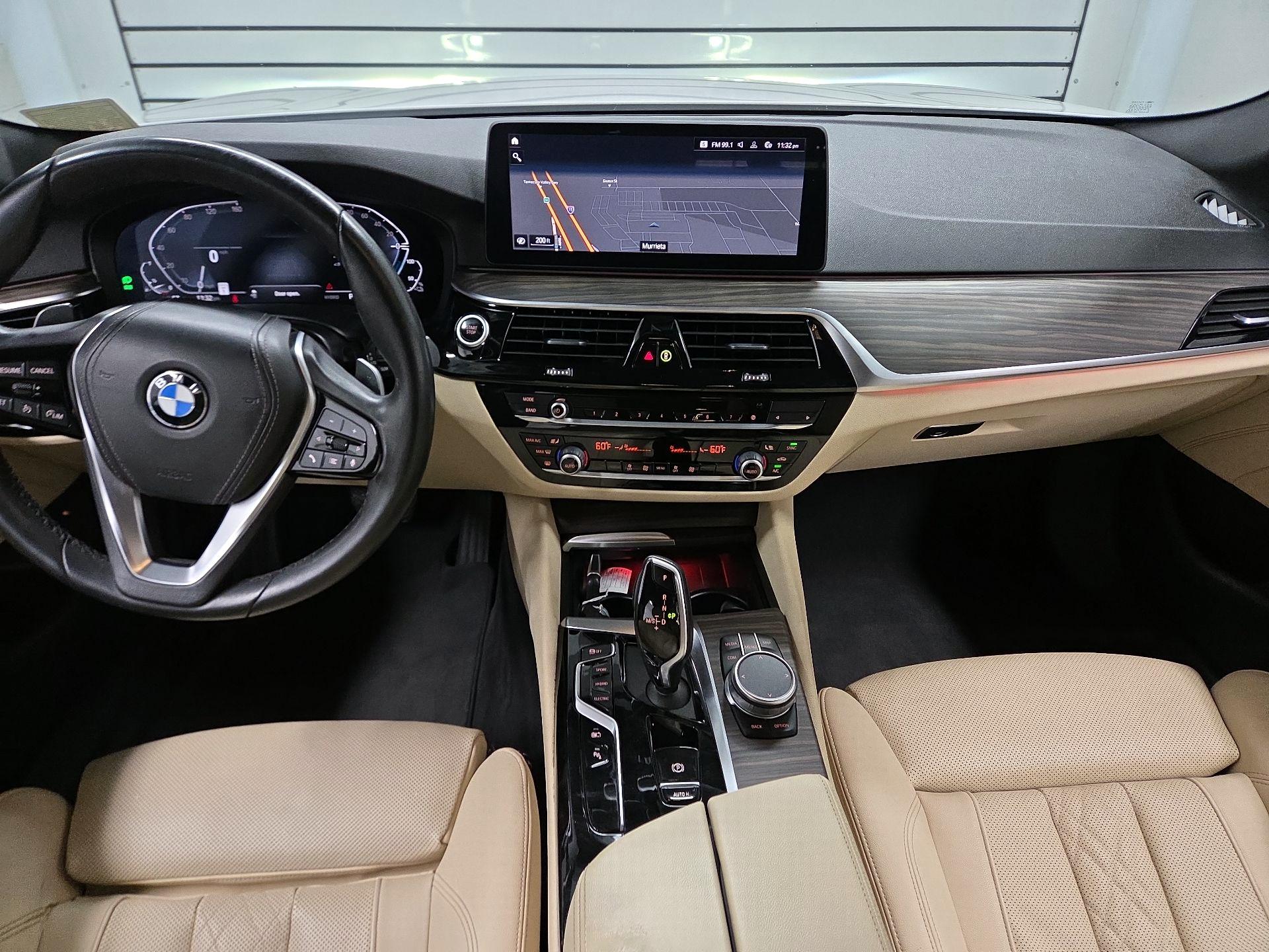 Thumbnail: 2021 BMW 5 Series - 9