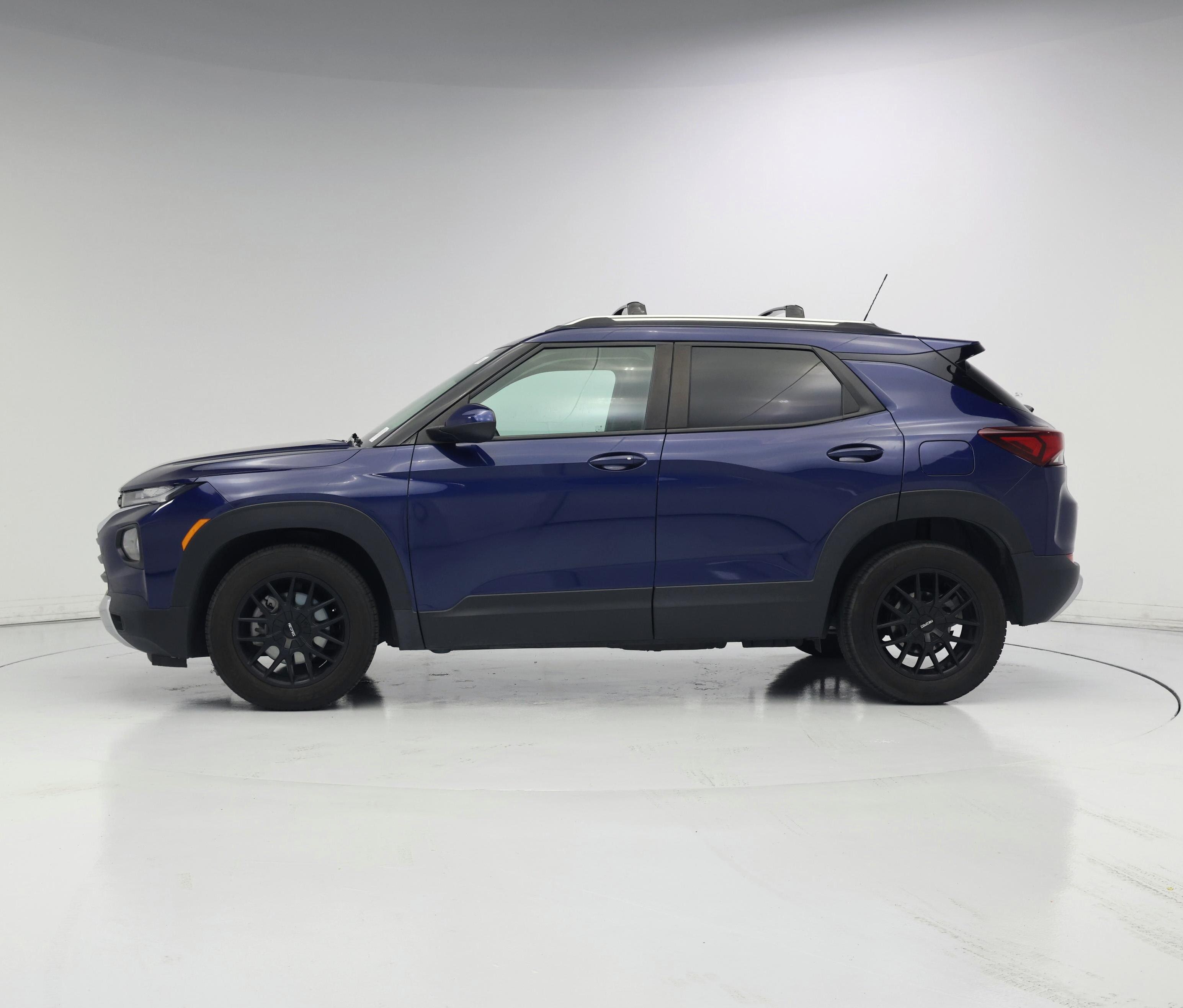 Thumbnail: 2022 Chevrolet TrailBlazer - 3