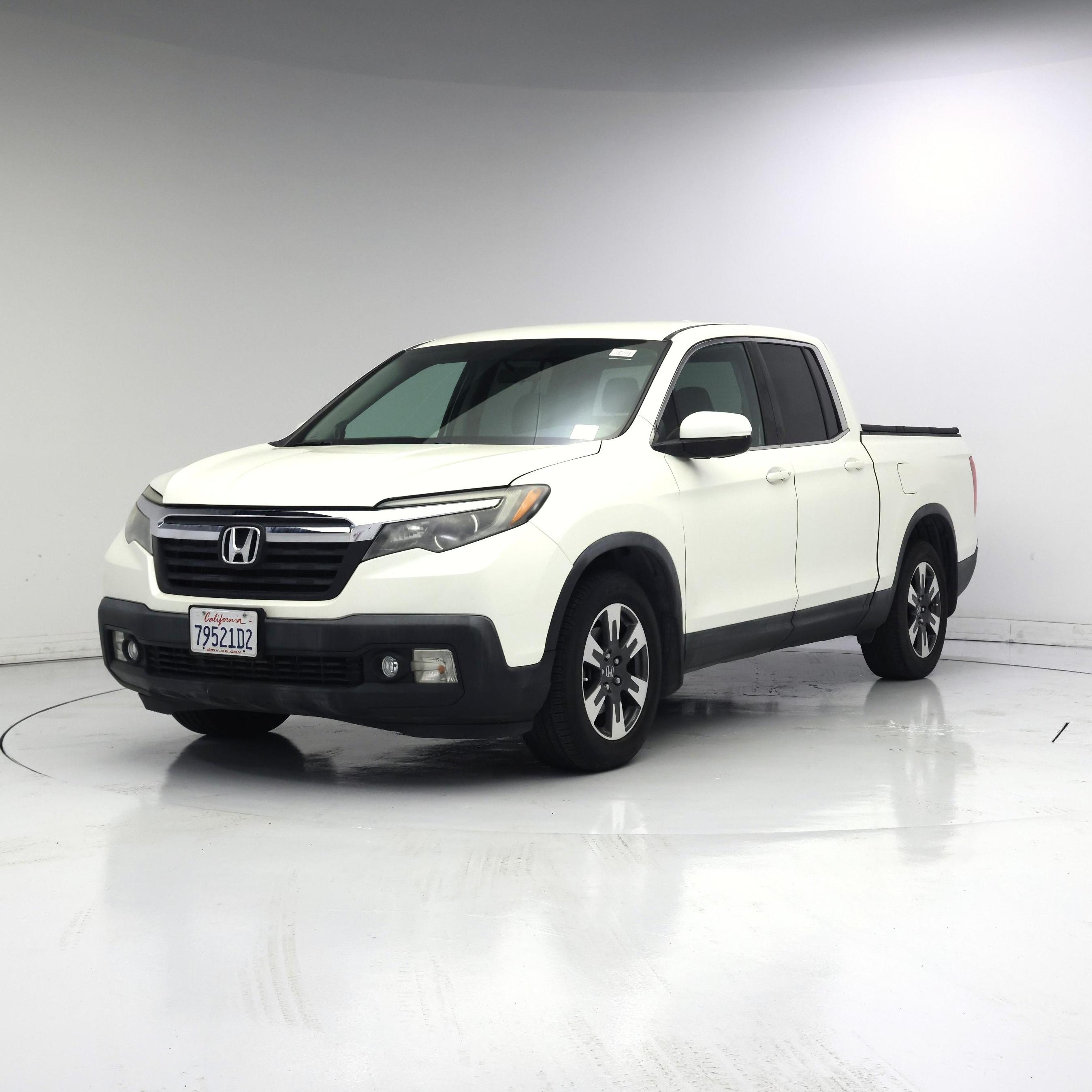 Thumbnail: 2017 Honda Ridgeline - 4