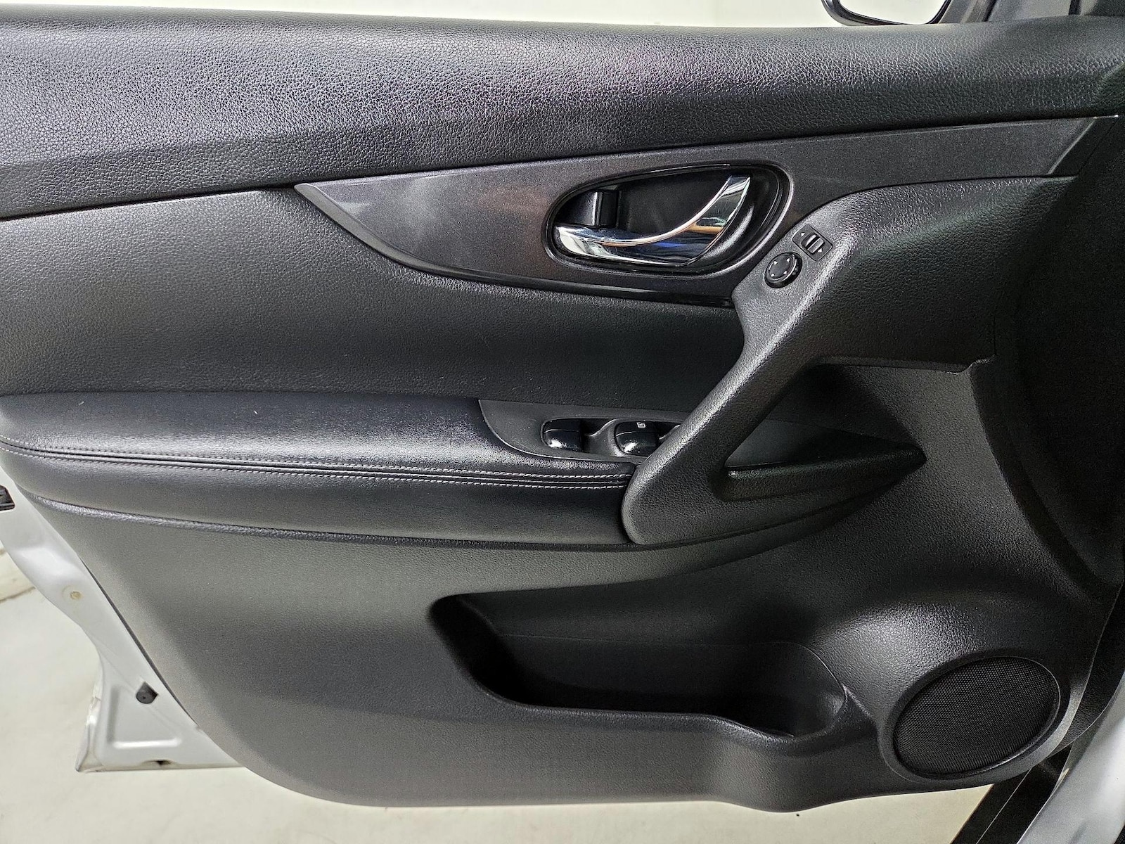 2018 Nissan Rogue S - Photo 13