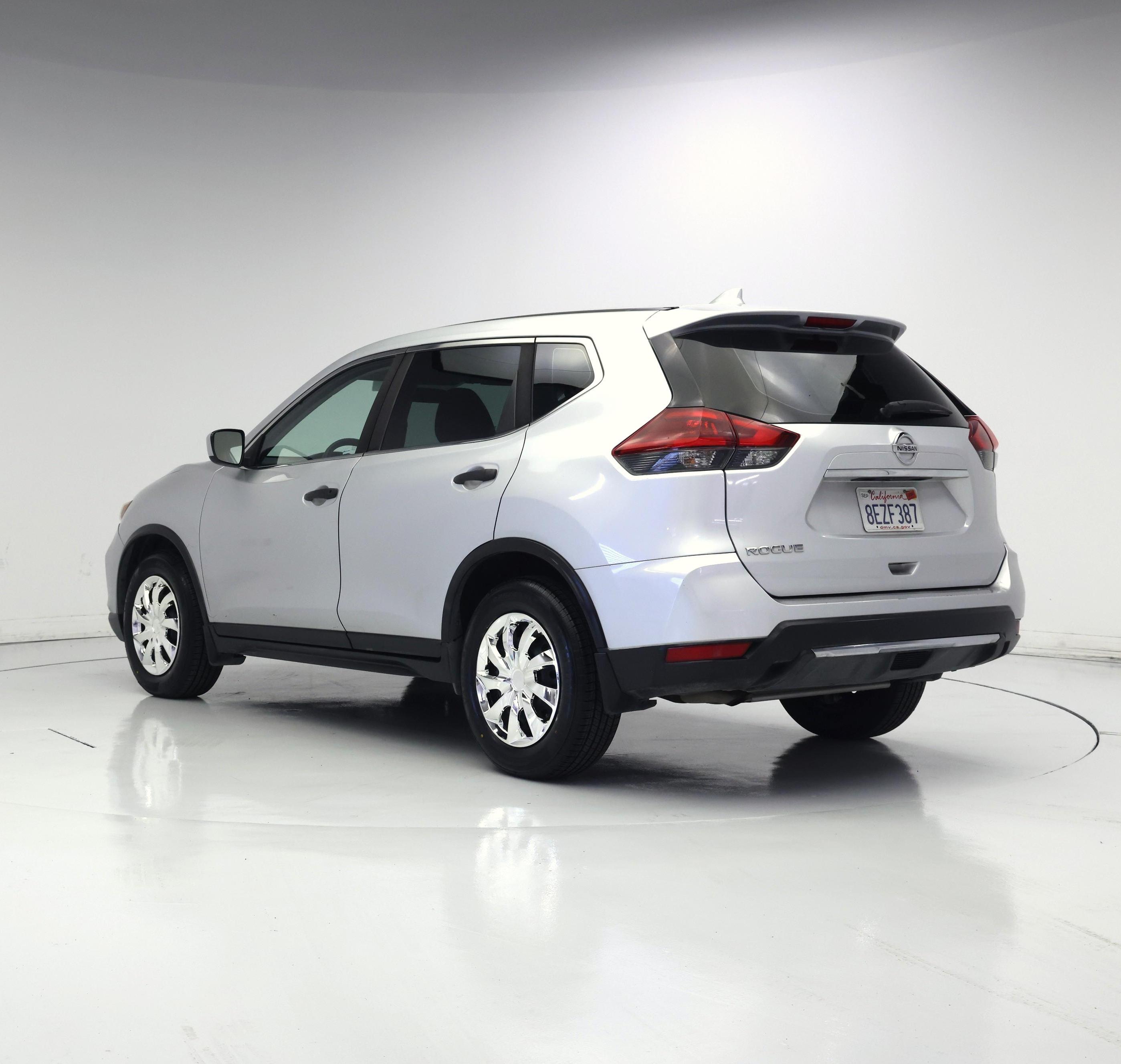 Thumbnail: 2018 Nissan Rogue - 2