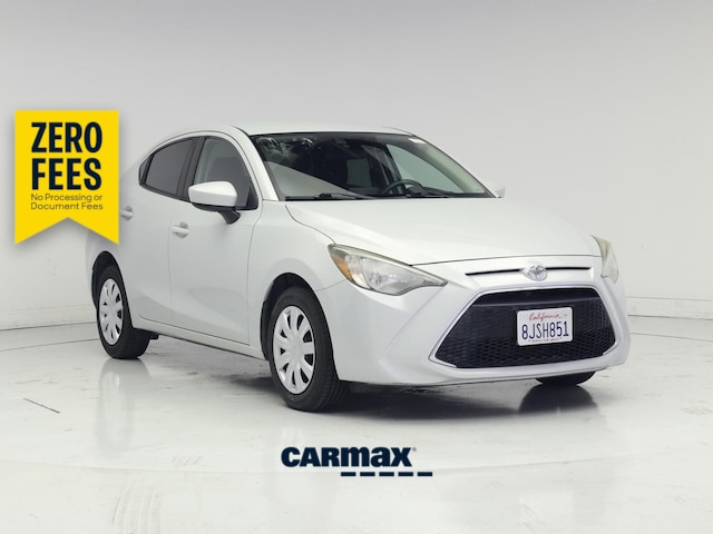 Gray 2019 Toyota Yaris Sedan Front-Wheel Drive Manual