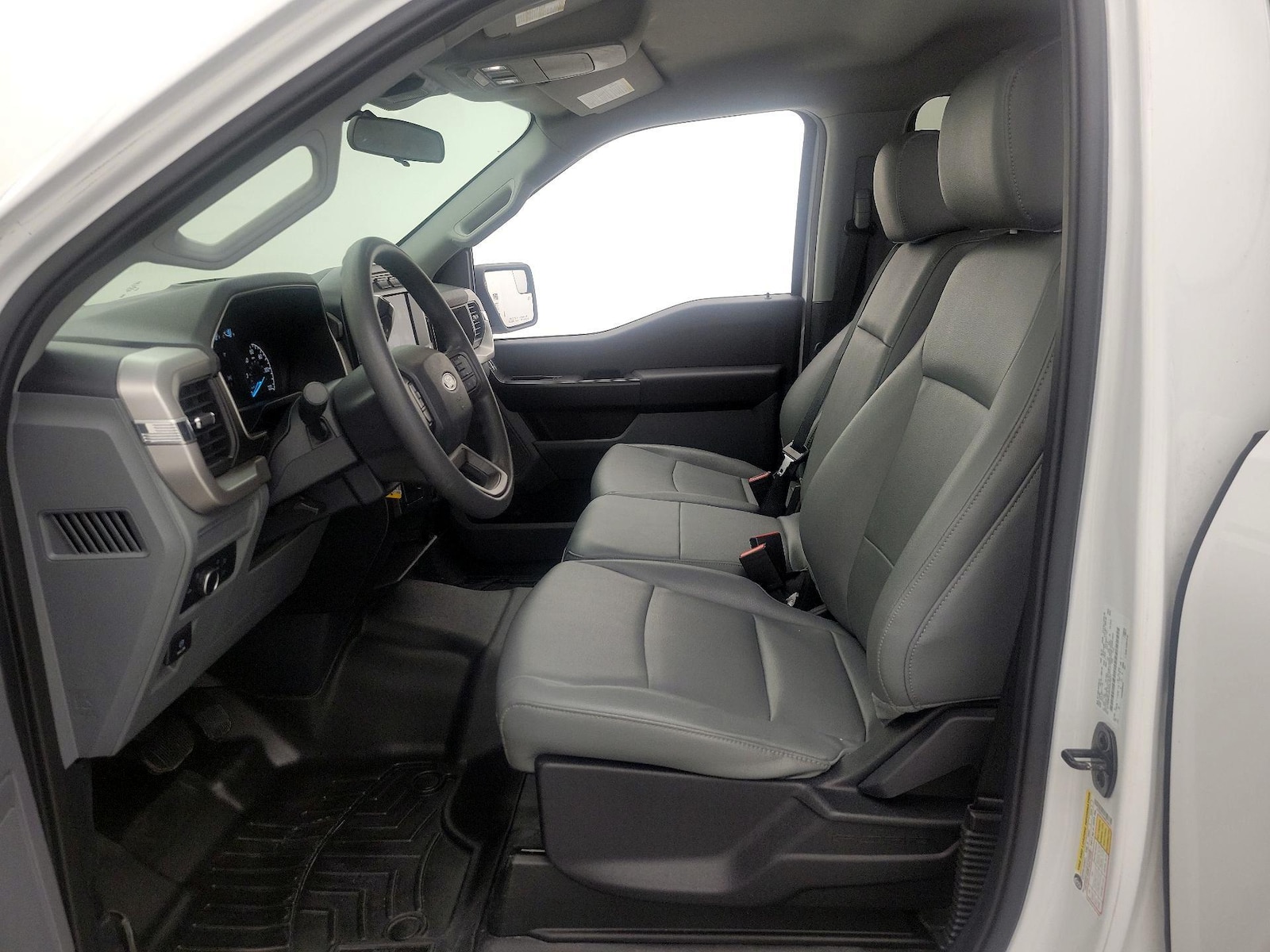 2022 Ford F-150 XL - Photo 12