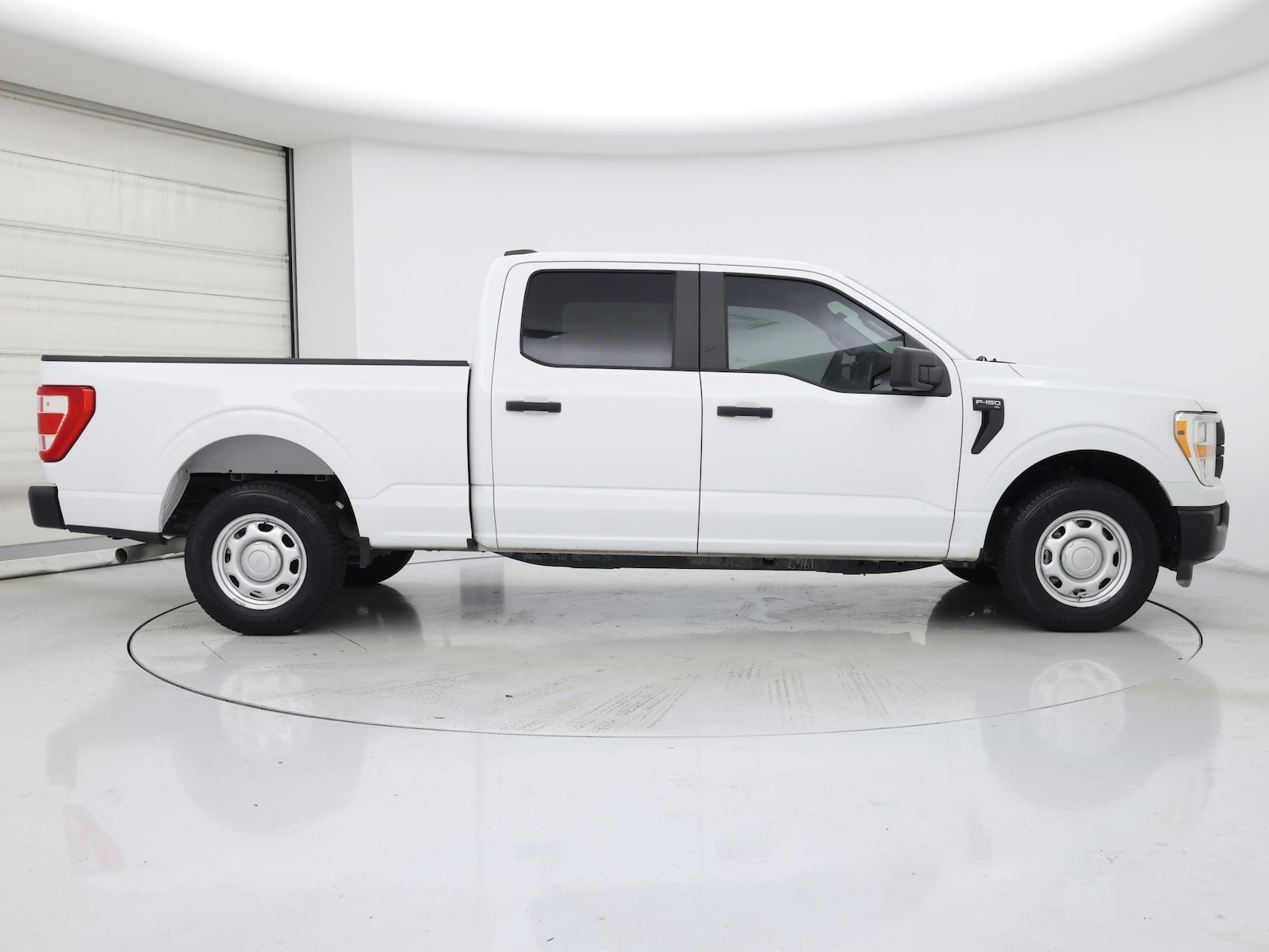 2022 Ford F-150 XL - Photo 8