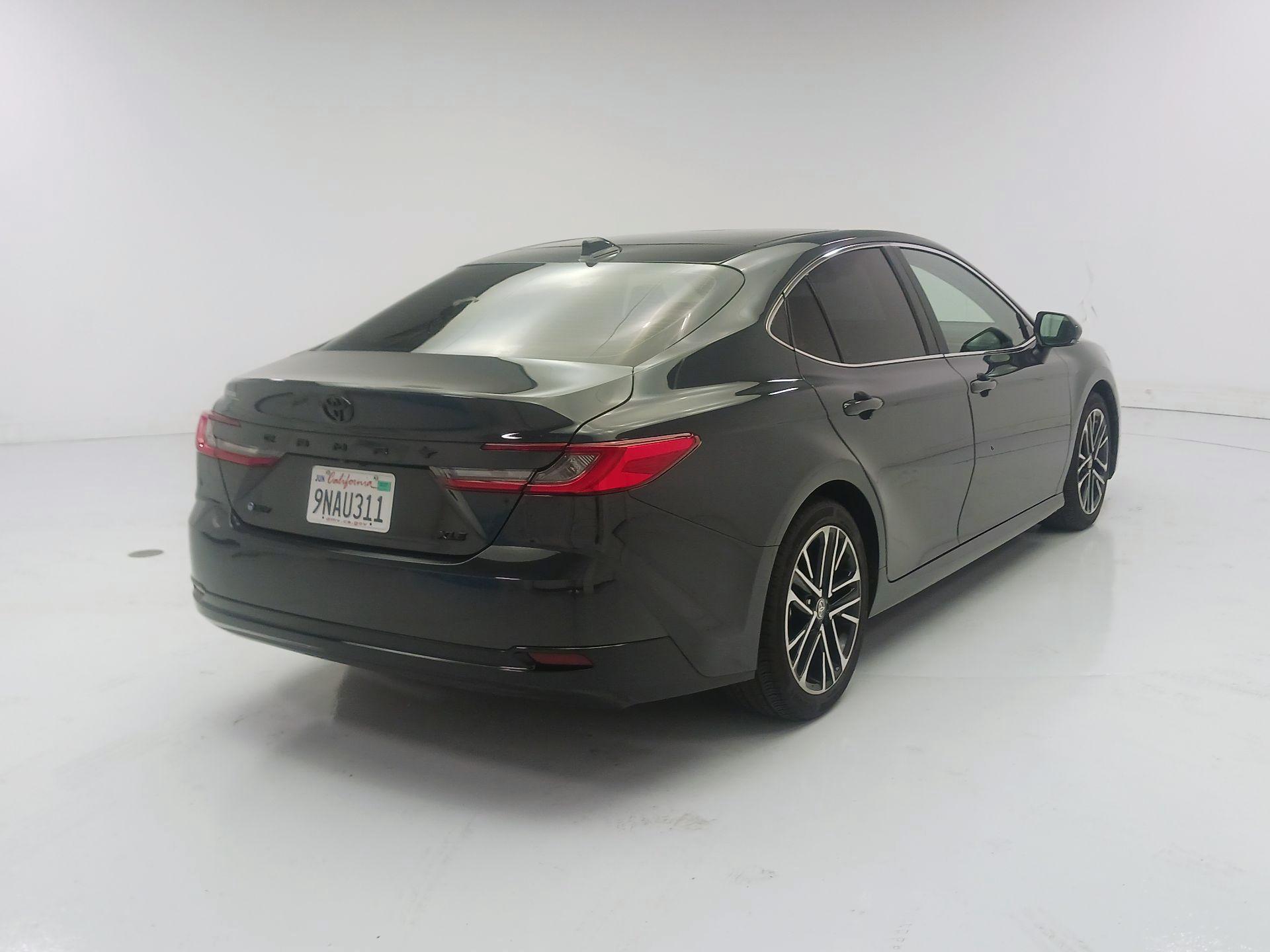 Thumbnail: 2025 Toyota Camry - 5
