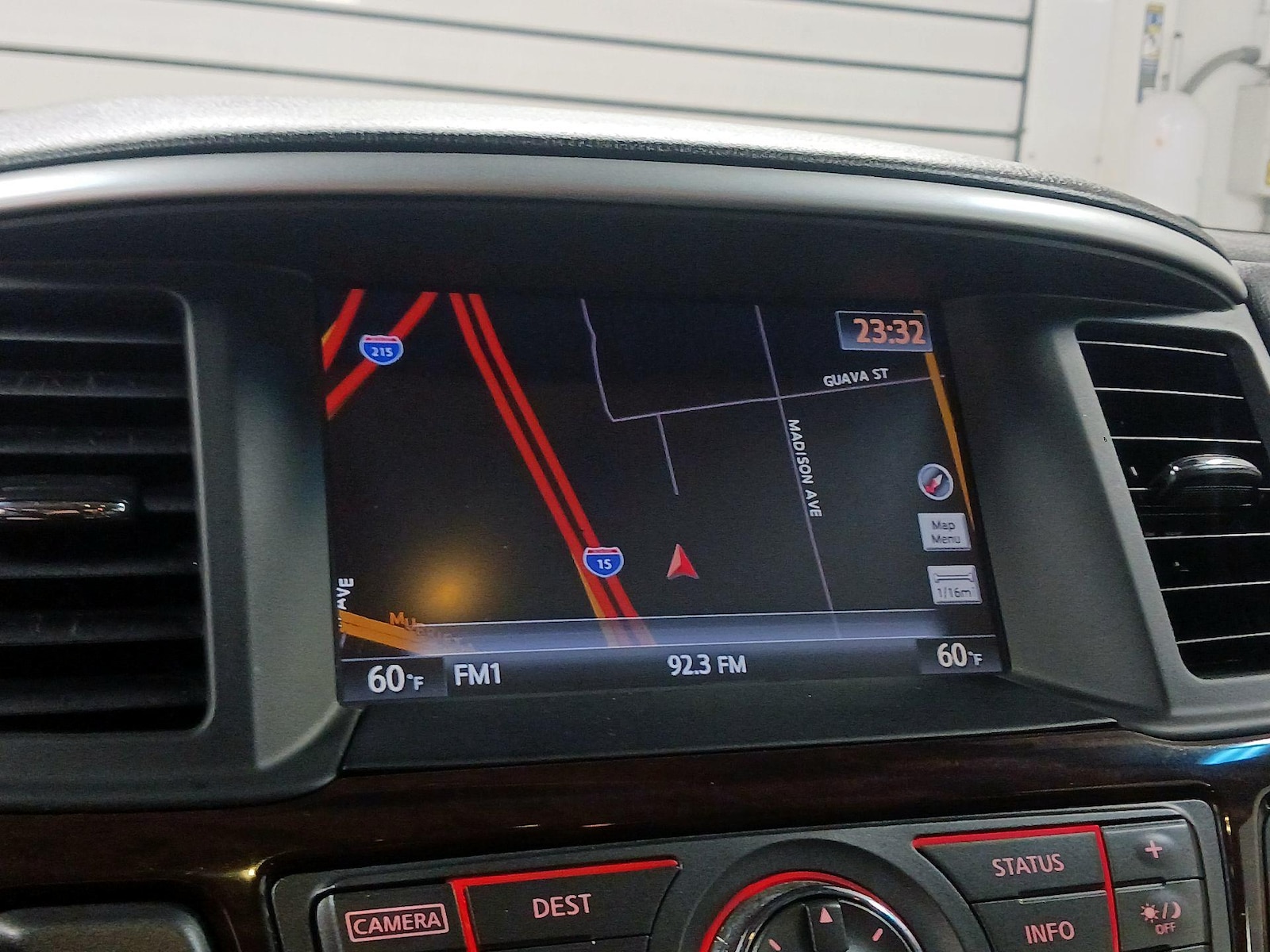 2016 Nissan Pathfinder Platinum - Photo 15
