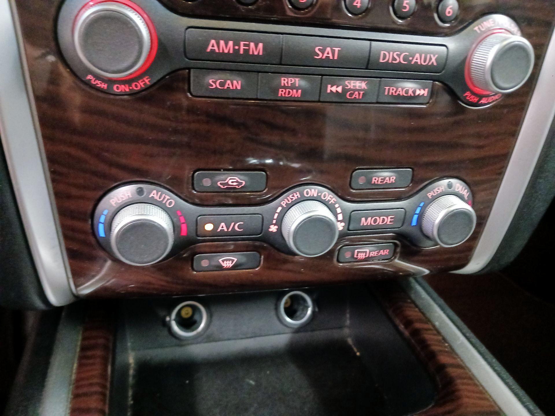 Thumbnail: 2016 Nissan Pathfinder - 15