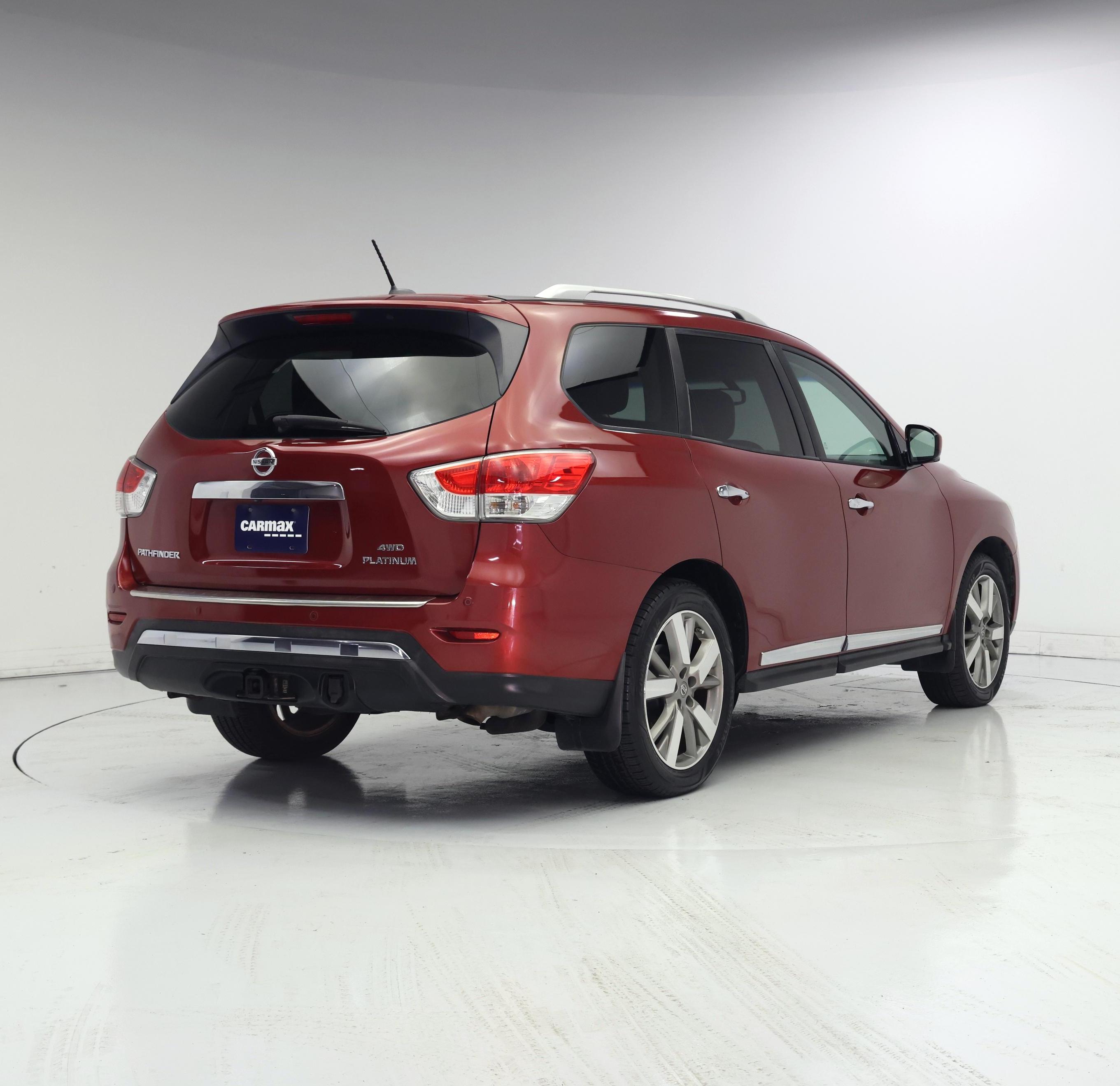 Thumbnail: 2016 Nissan Pathfinder - 8