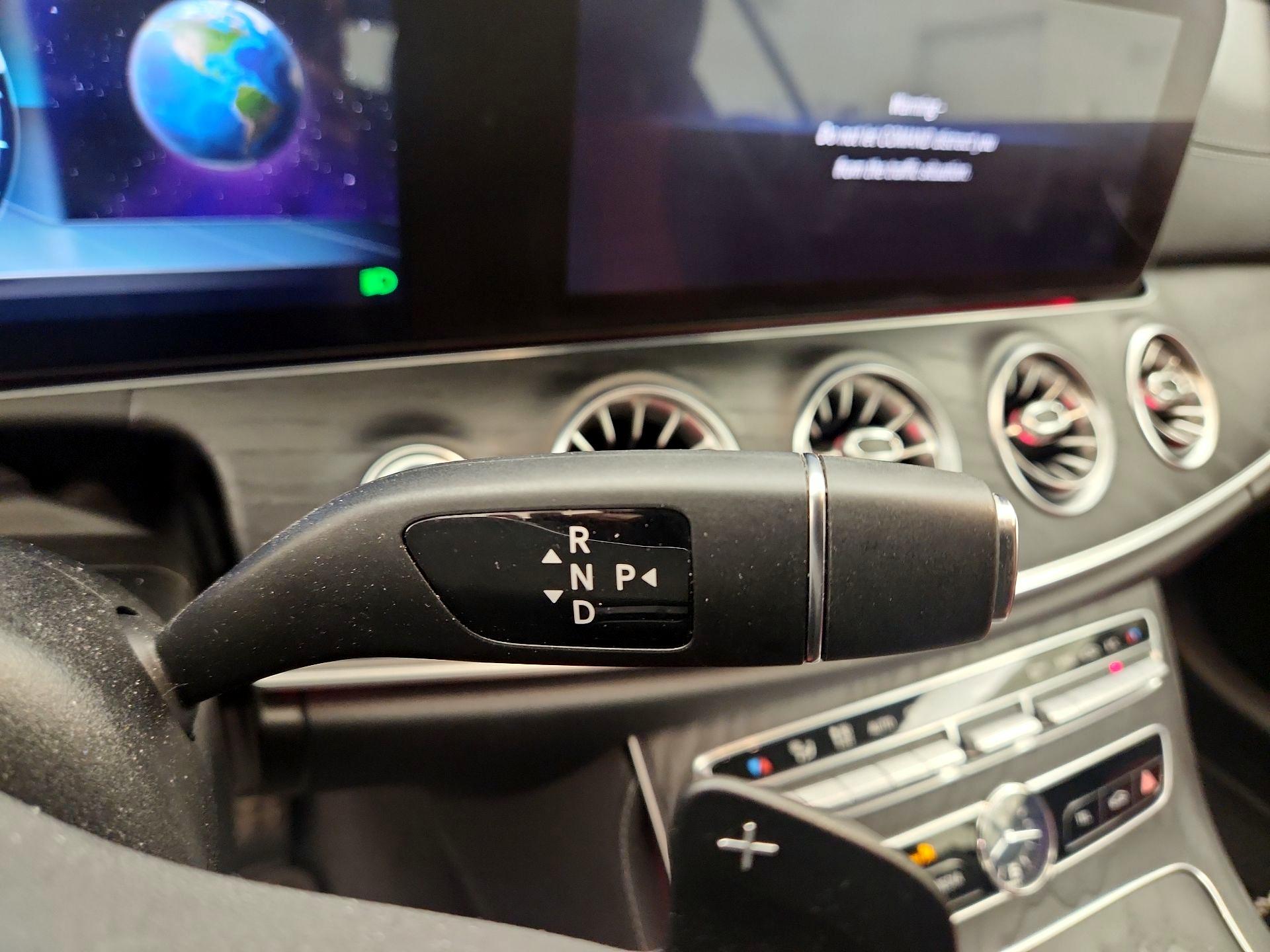 Thumbnail: 2020 Mercedes-Benz E-Class - 17