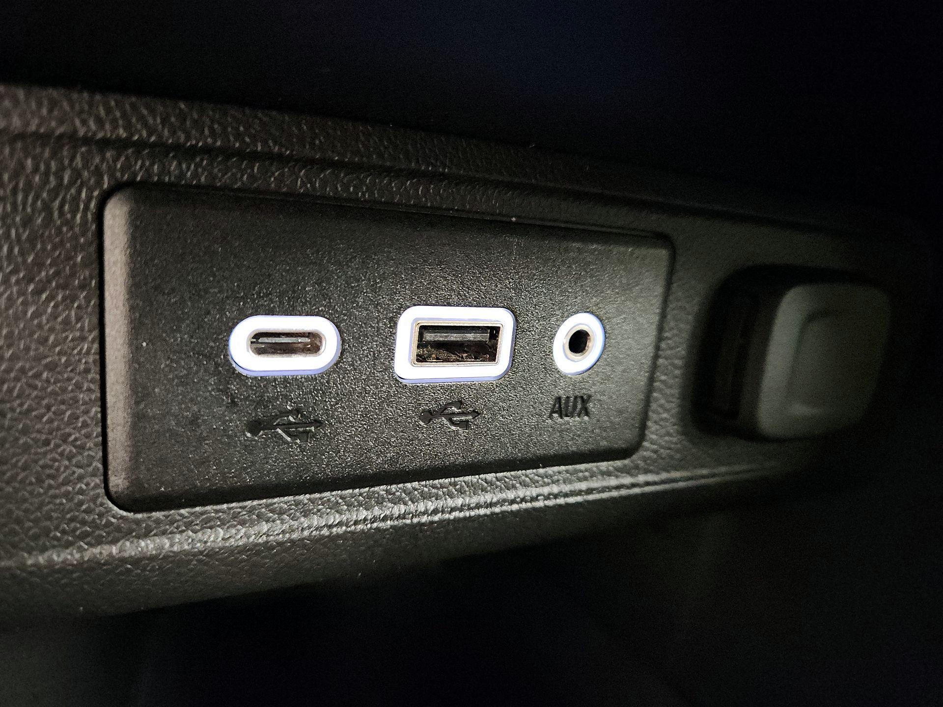 Thumbnail: 2020 Buick Encore GX - 18