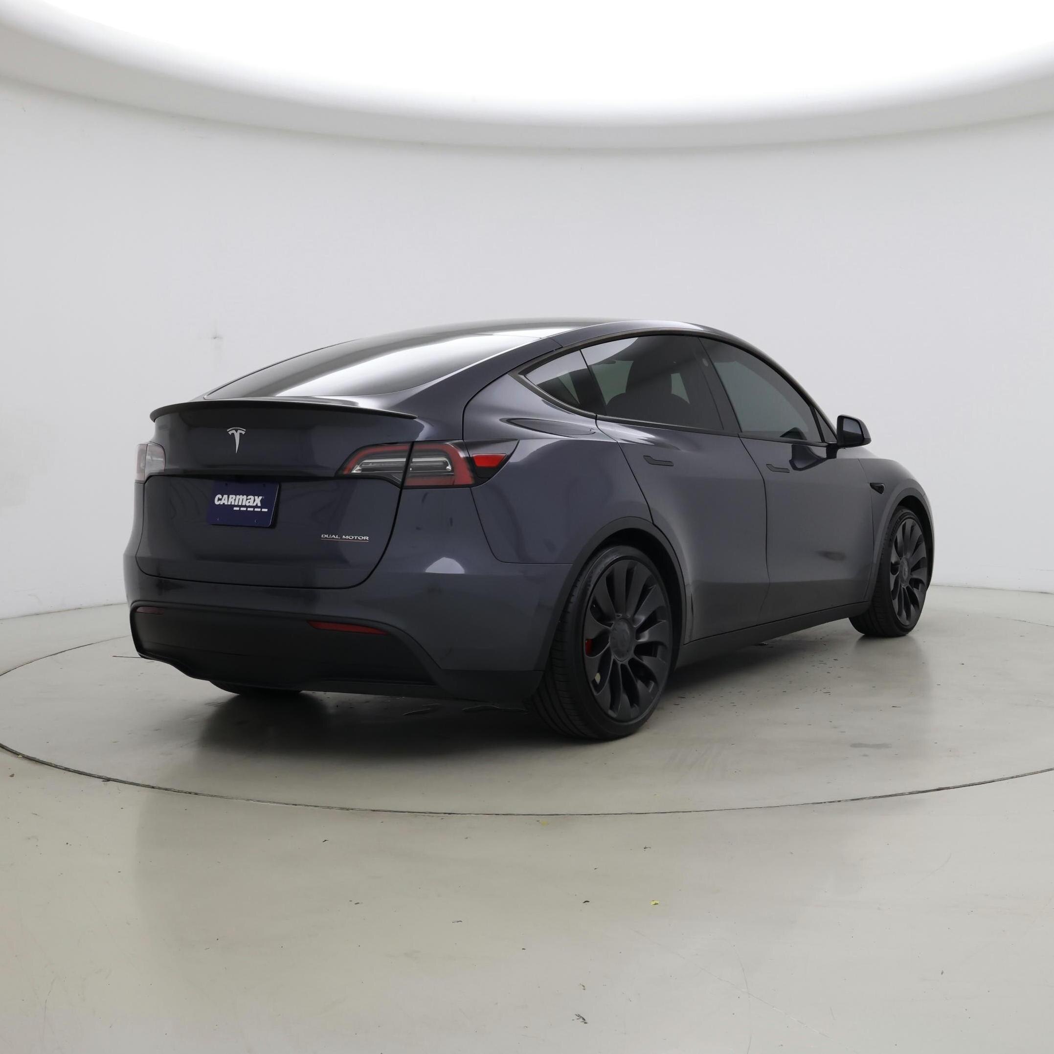 Thumbnail: 2023 Tesla Model Y - 8
