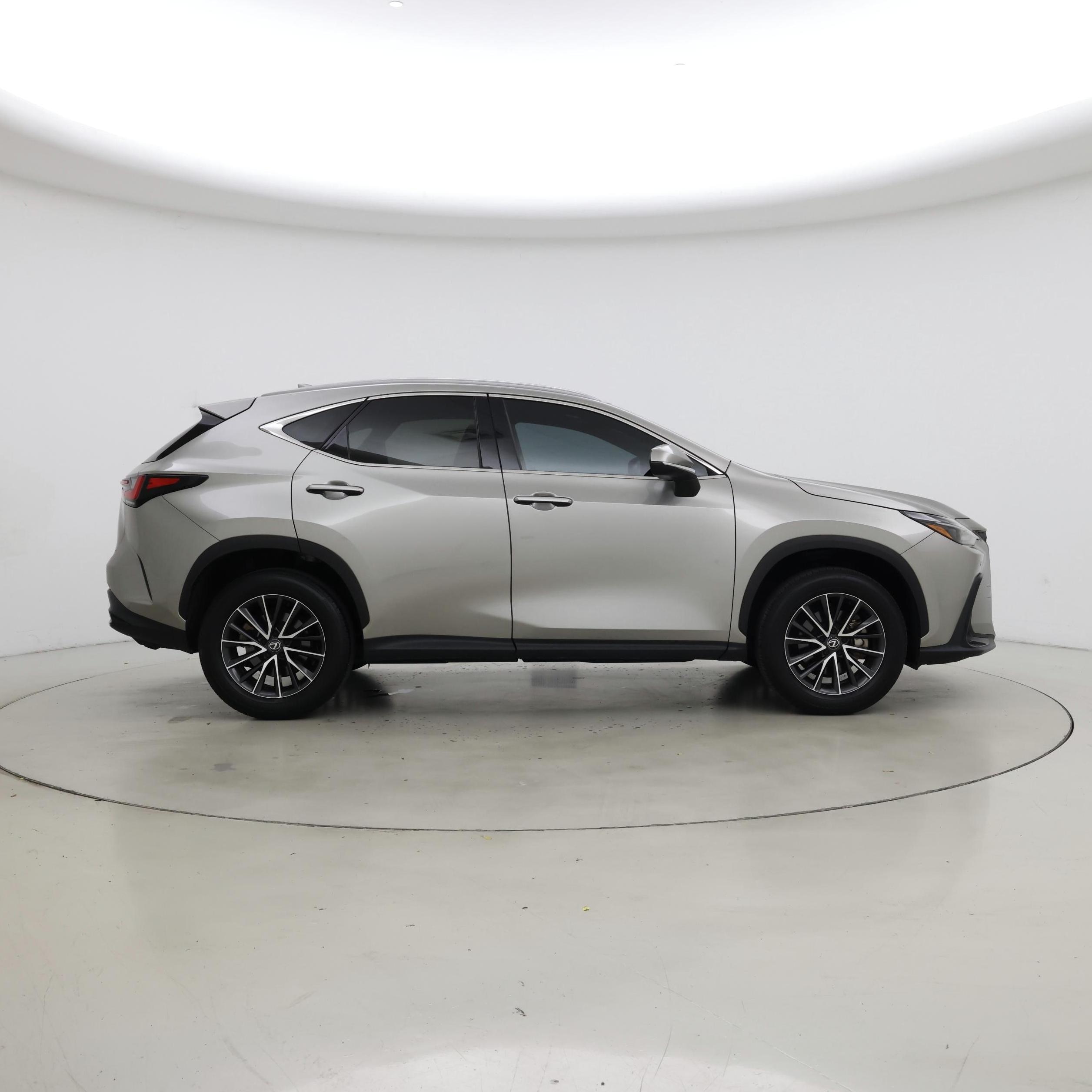 Thumbnail: 2024 Lexus NX - 7