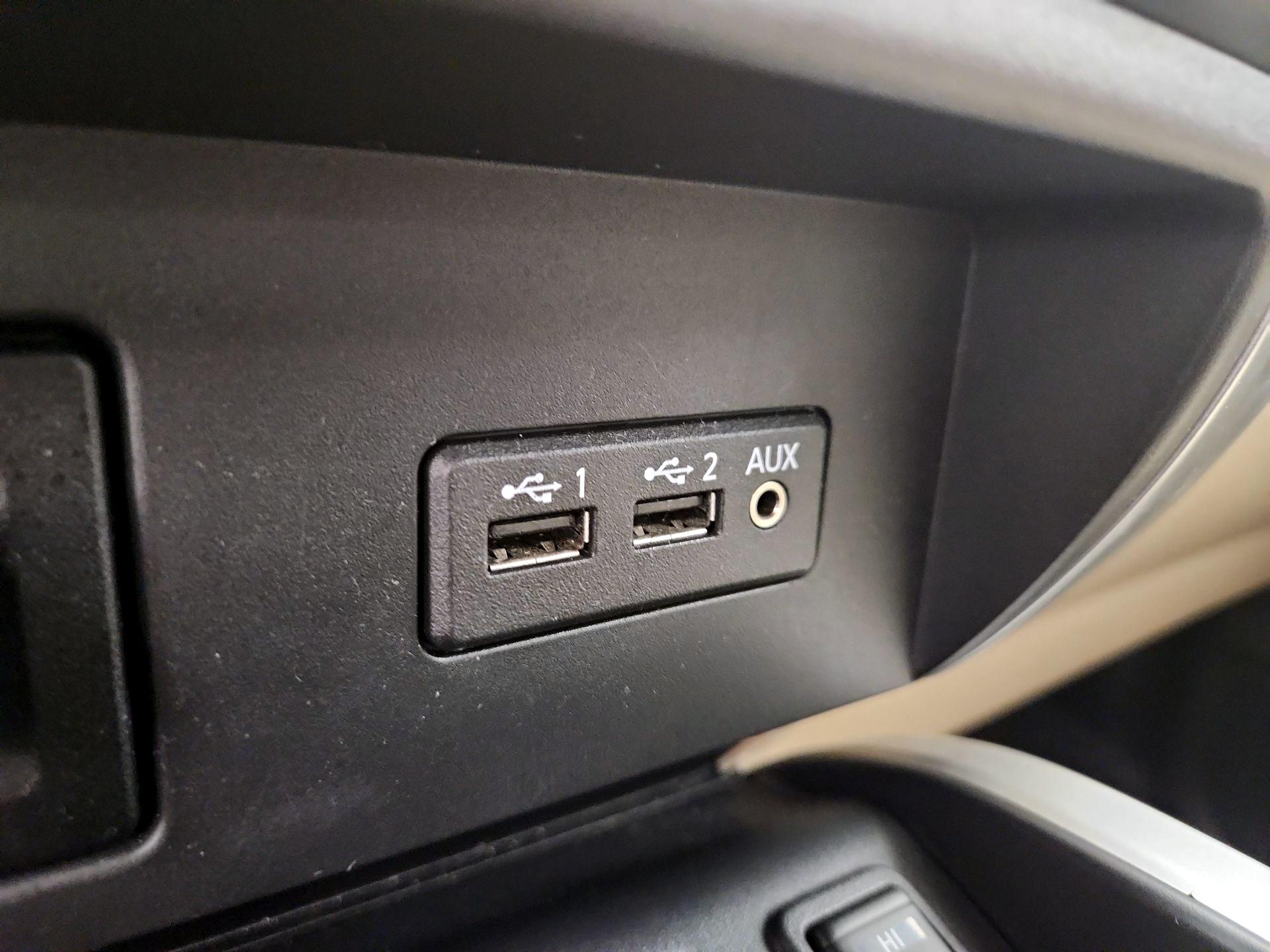 Thumbnail: 2019 Nissan Titan - 19