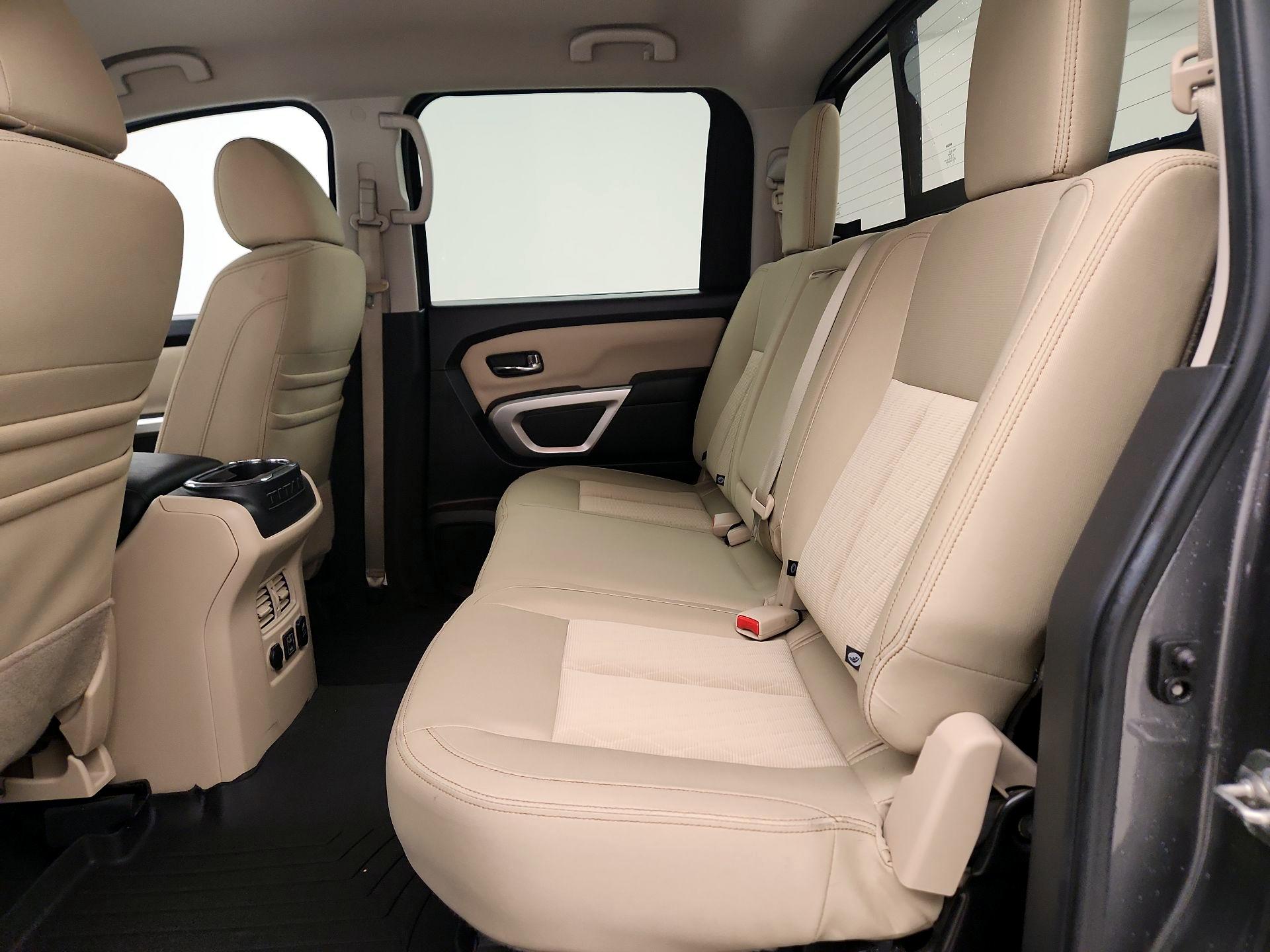 Thumbnail: 2019 Nissan Titan - 20