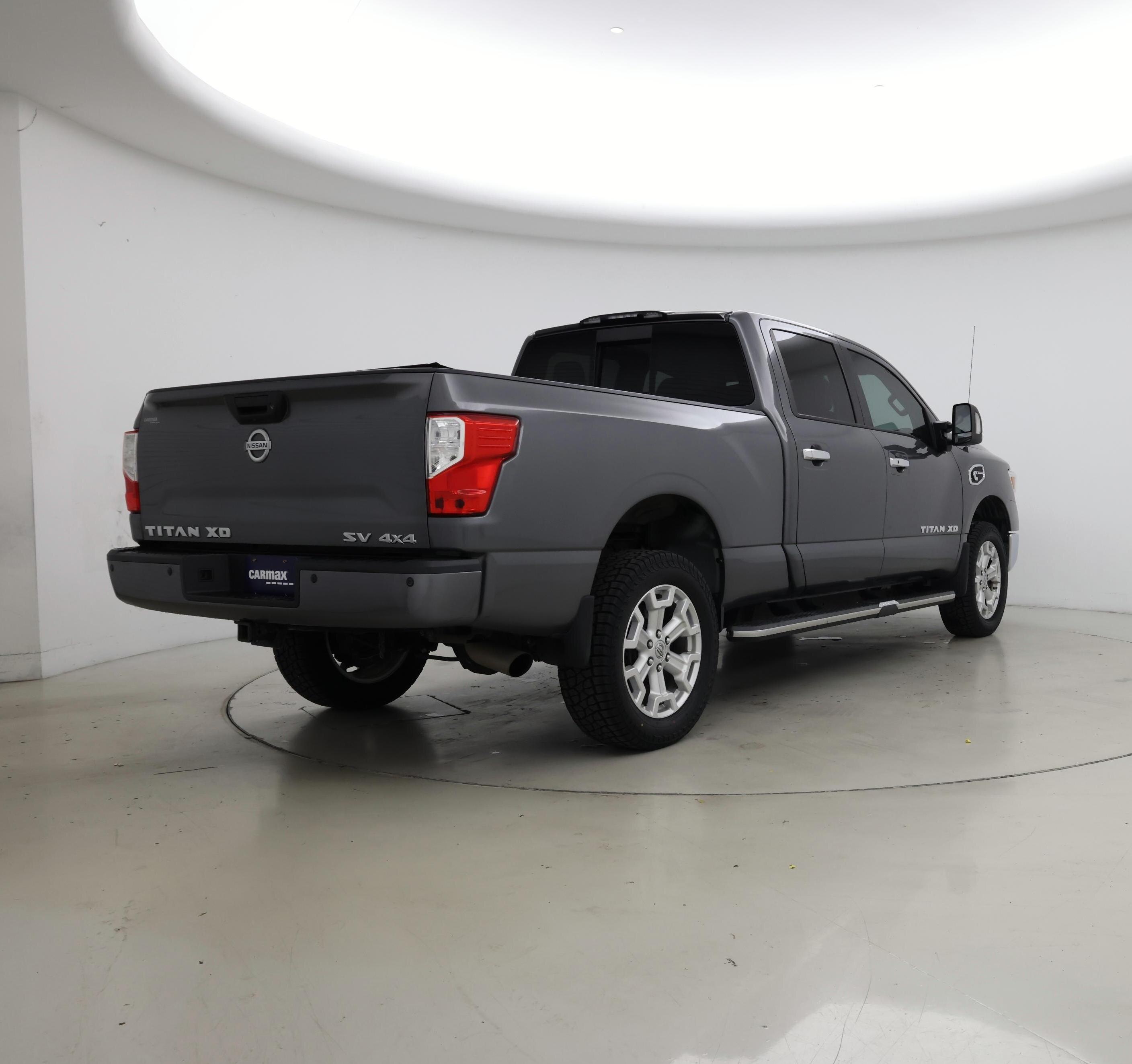 Thumbnail: 2019 Nissan Titan - 8