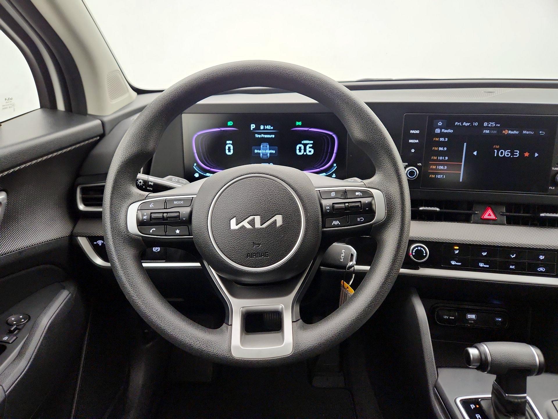 Thumbnail: 2025 Kia Sportage - 10