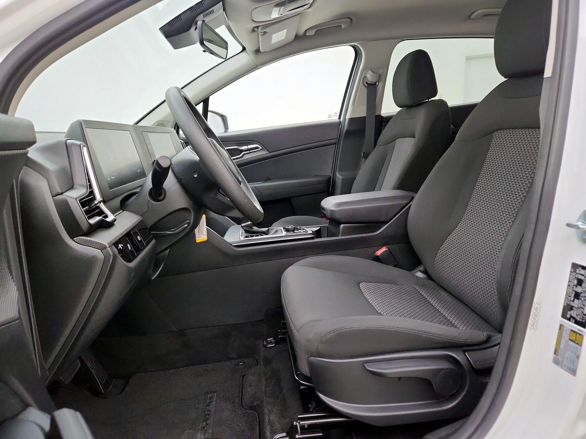 Thumbnail: 2025 Kia Sportage - 11