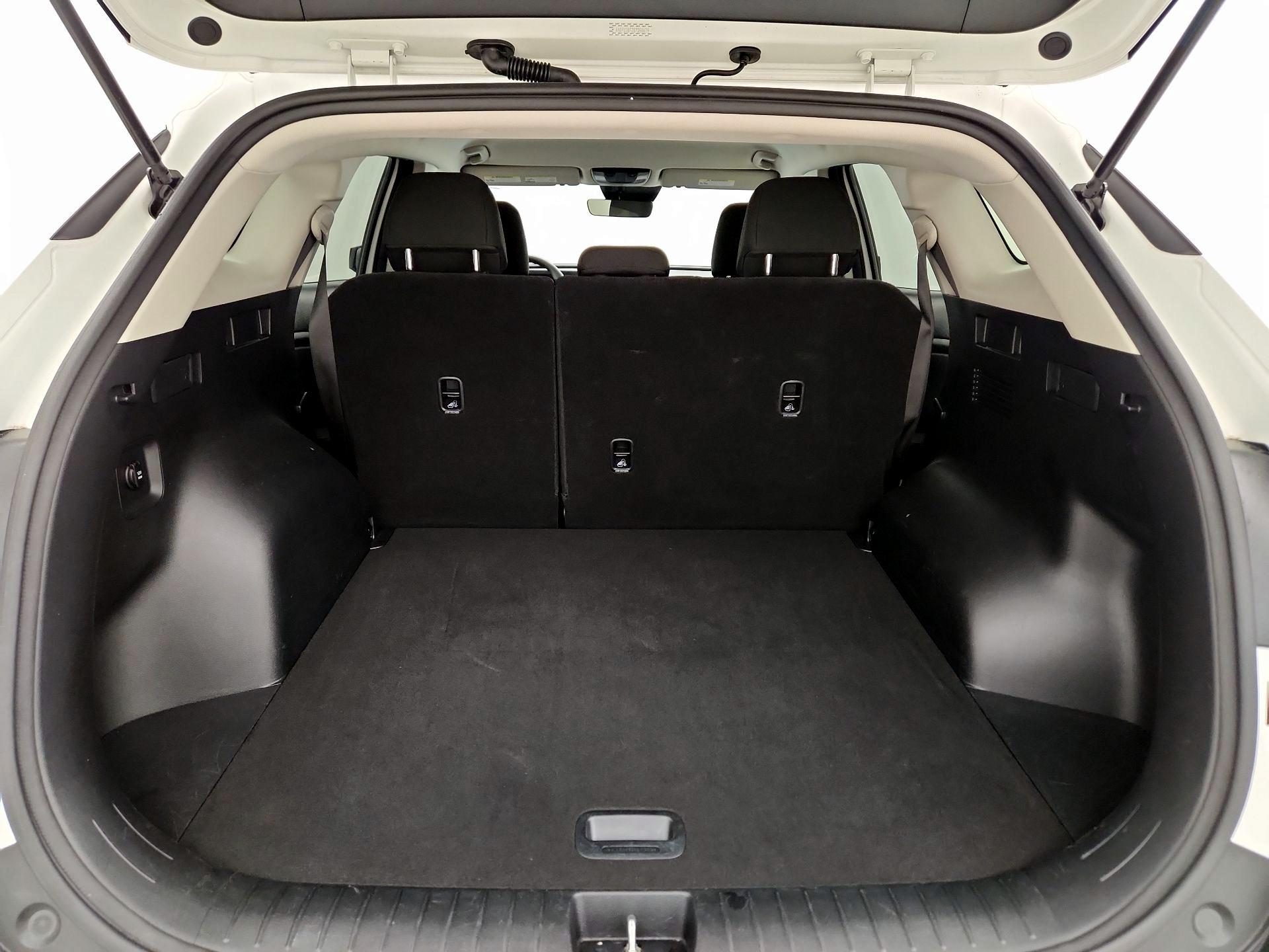 Thumbnail: 2025 Kia Sportage - 20