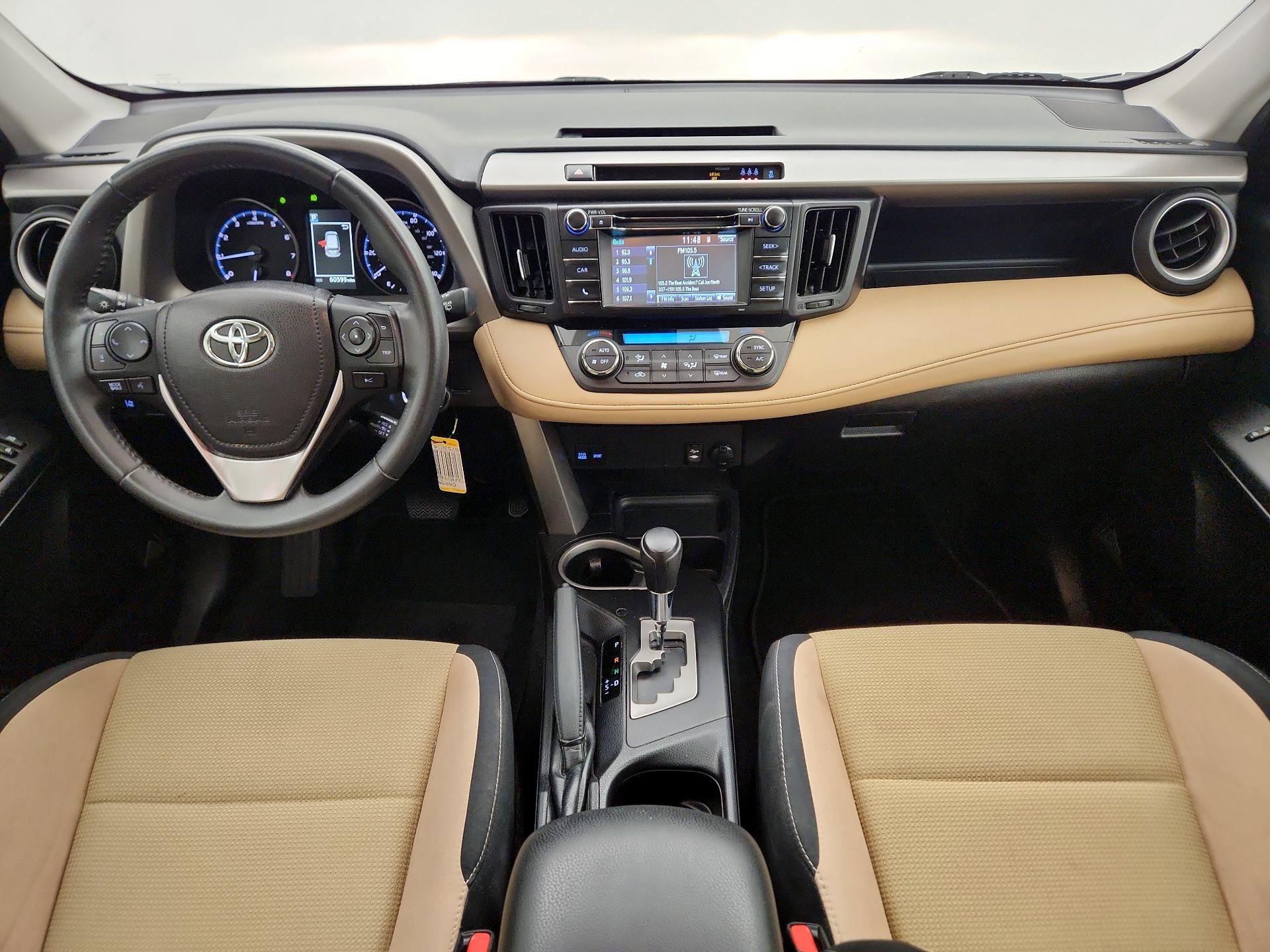 Thumbnail: 2017 Toyota RAV4 - 9