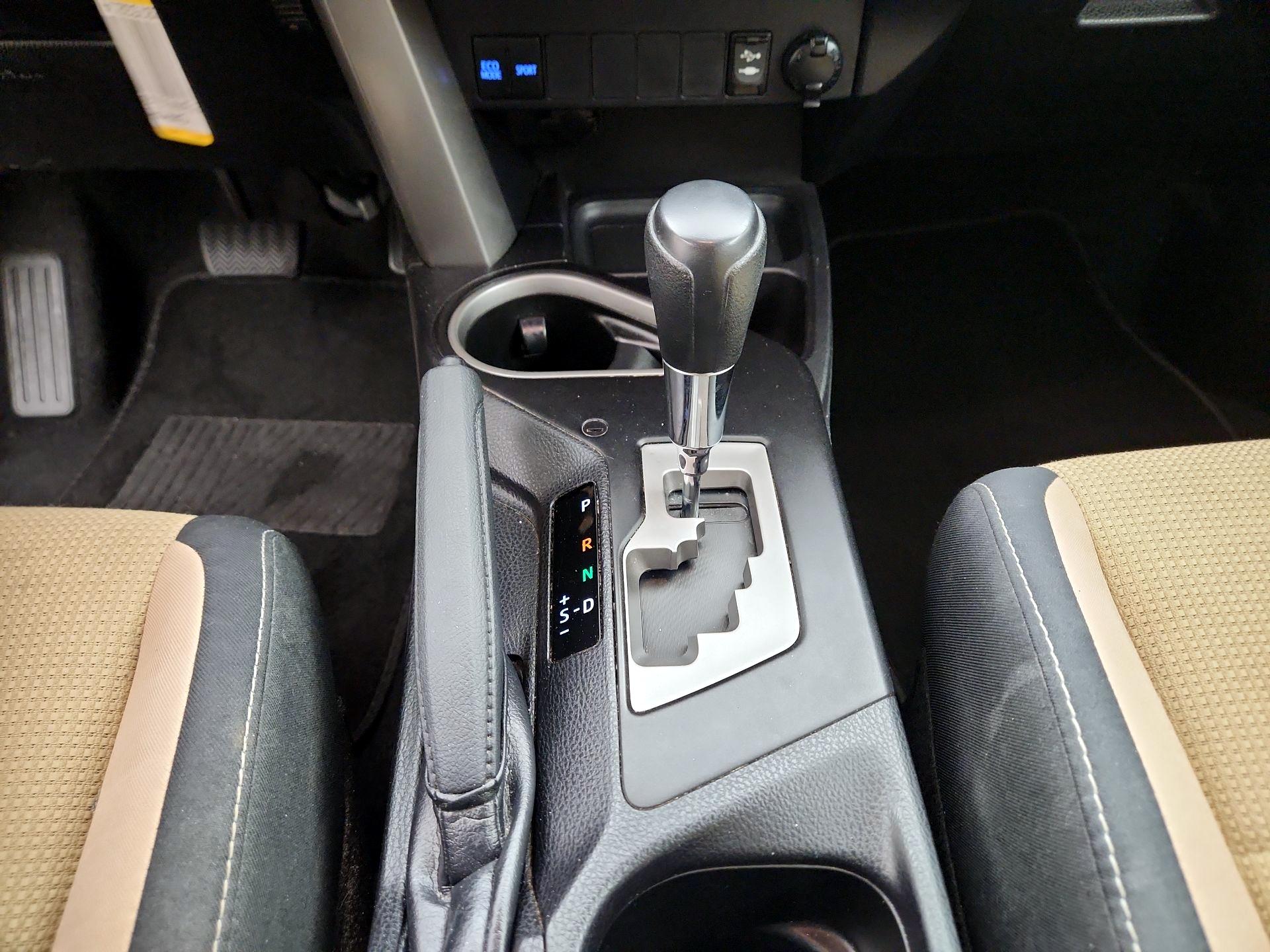 Thumbnail: 2017 Toyota RAV4 - 17