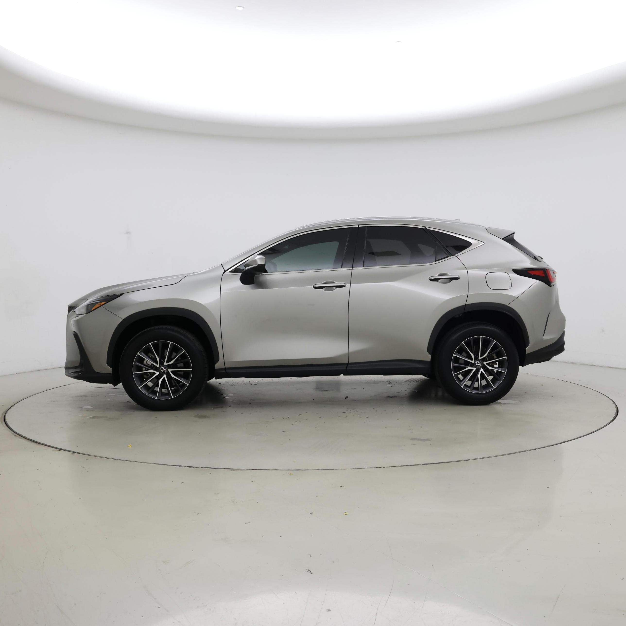 Thumbnail: 2024 Lexus NX - 3