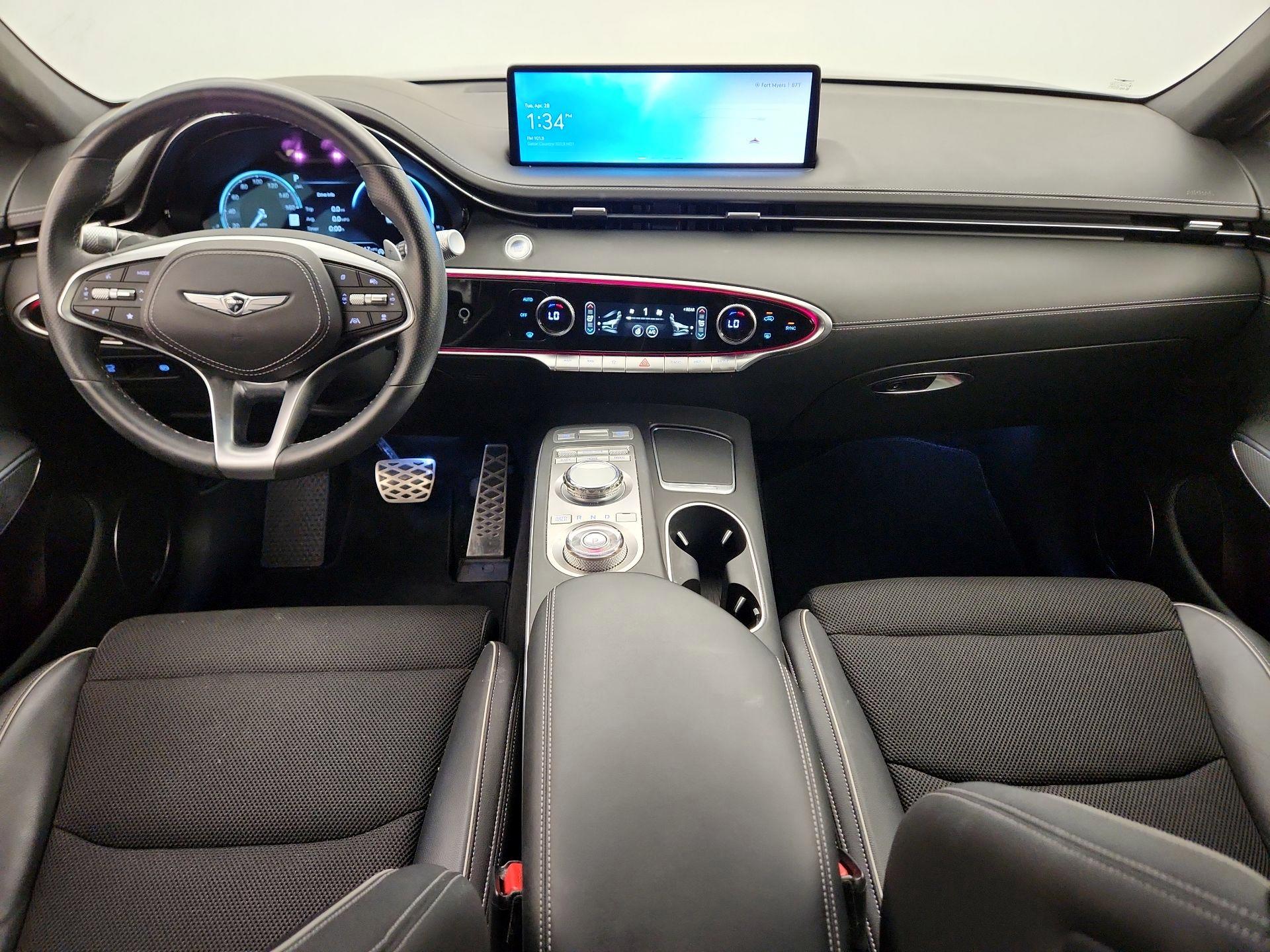 Thumbnail: 2024 Genesis GV70 - 9