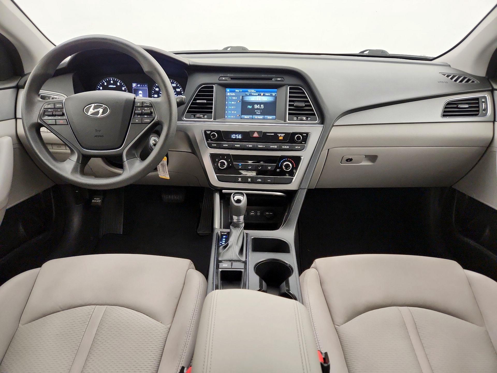 Thumbnail: 2016 Hyundai Sonata - 9