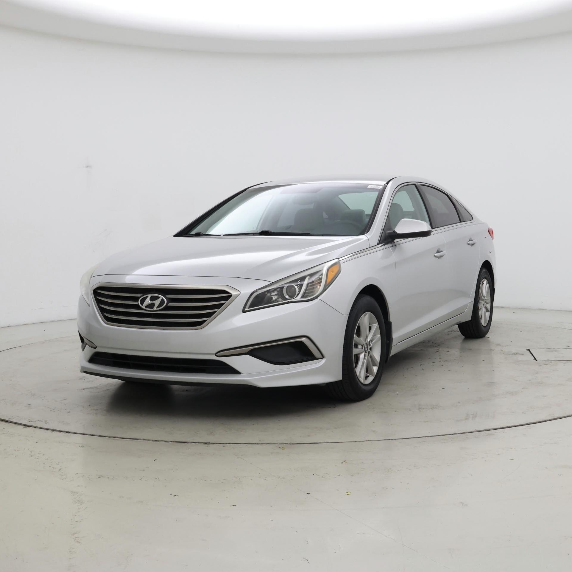 Thumbnail: 2016 Hyundai Sonata - 4