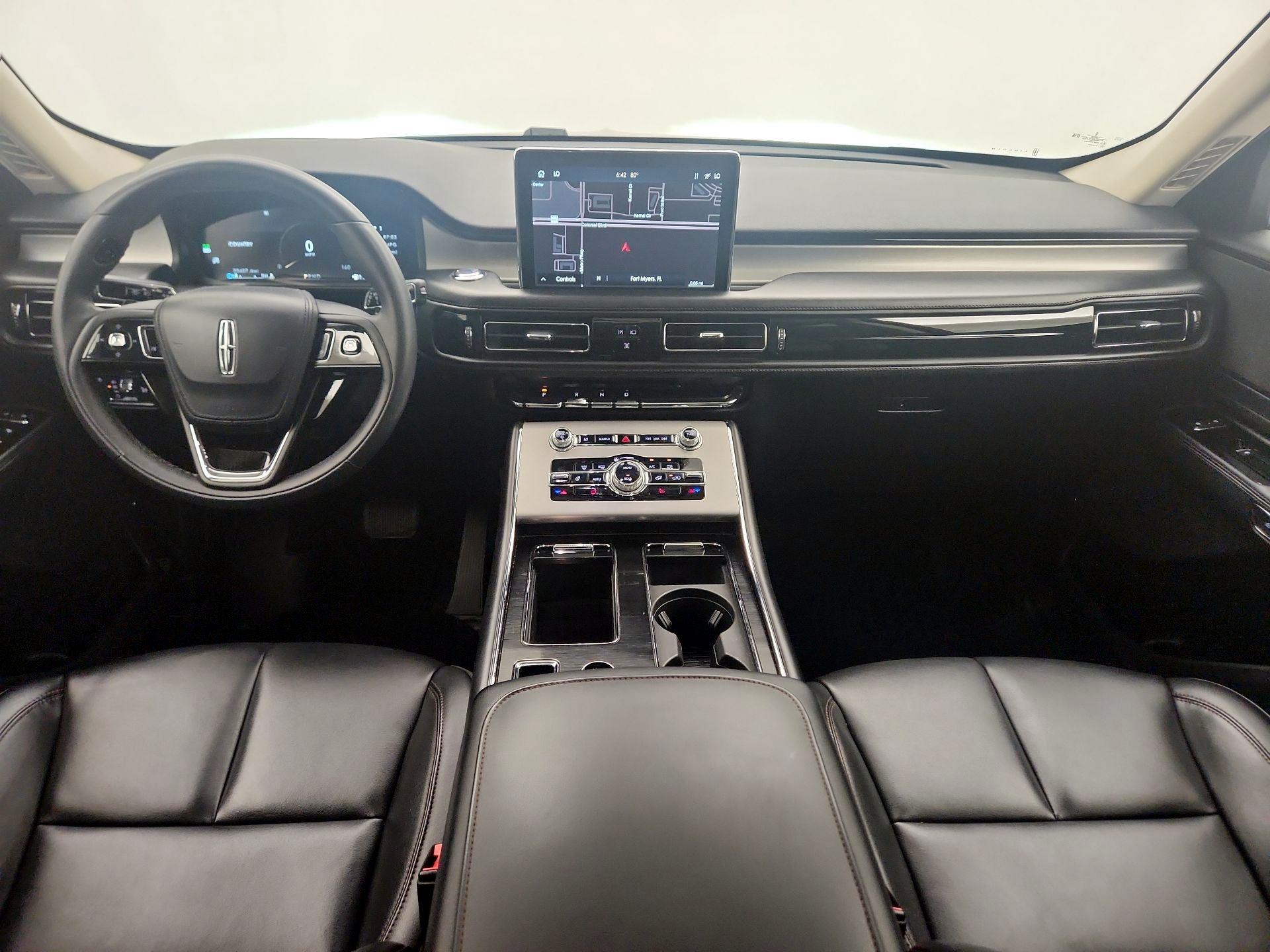 Thumbnail: 2022 Lincoln Aviator - 9