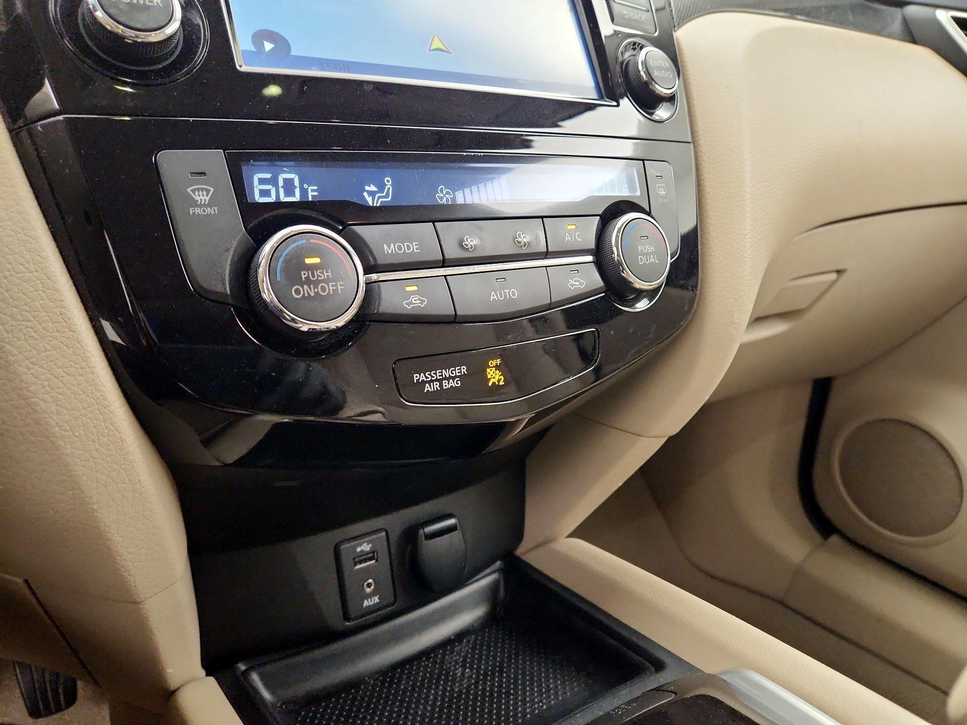 Thumbnail: 2014 Nissan Rogue - 17
