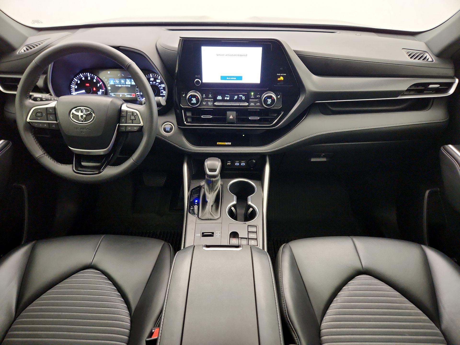 Thumbnail: 2024 Toyota Highlander - 9