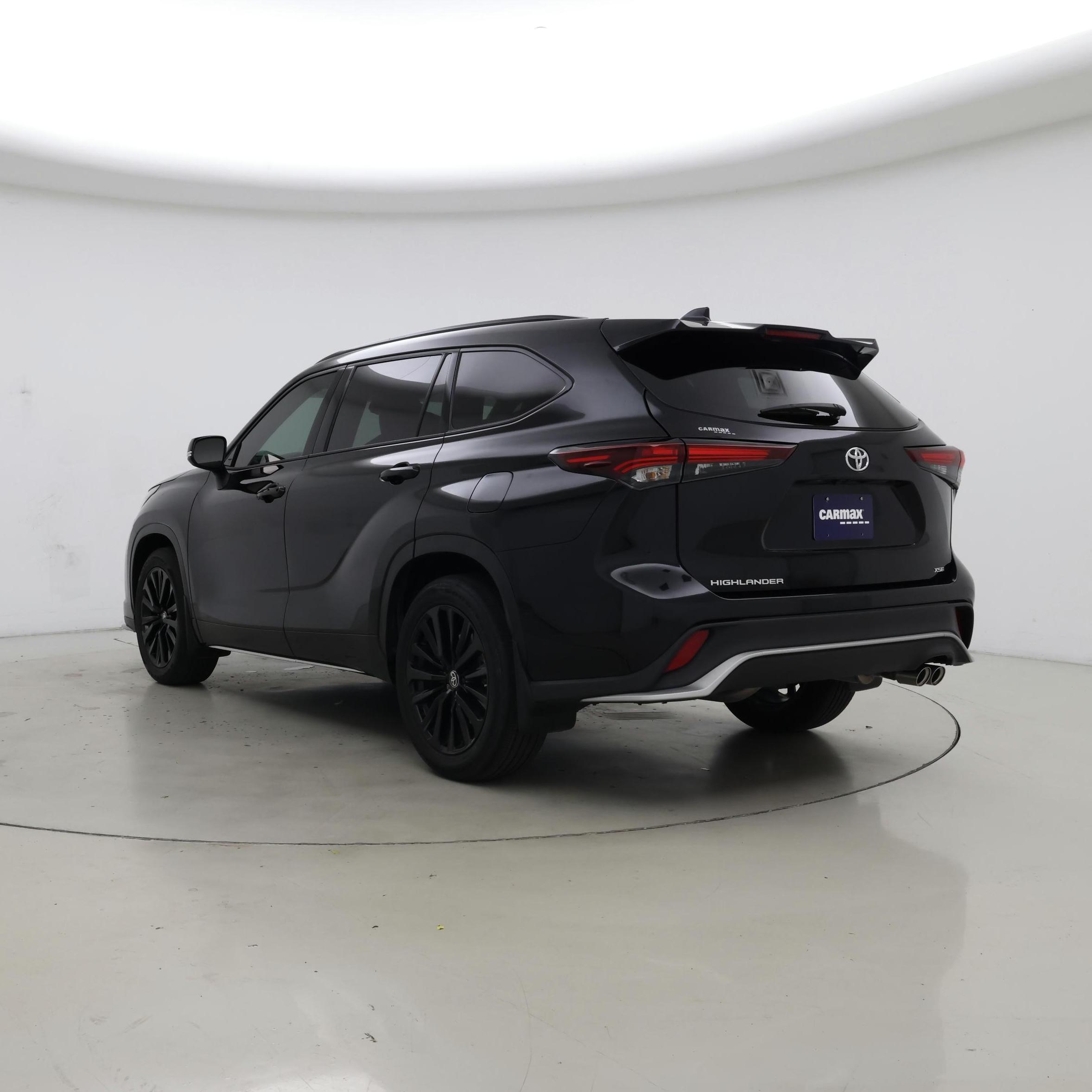 Thumbnail: 2024 Toyota Highlander - 2