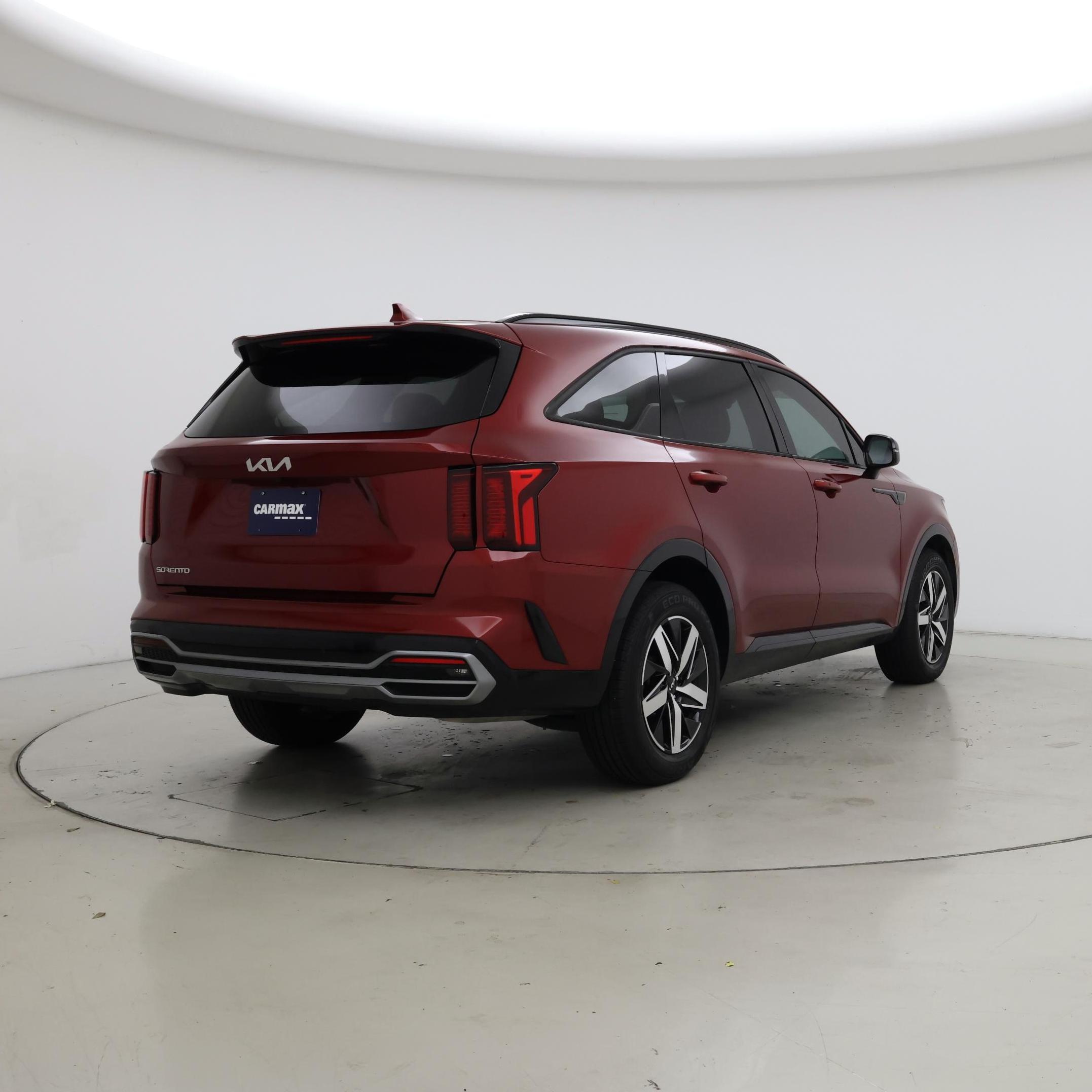 Thumbnail: 2023 Kia Sorento - 8