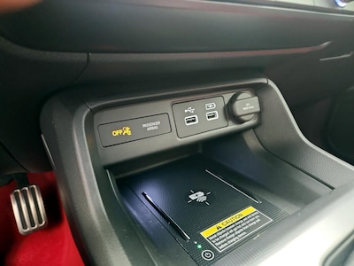 USB/AUX Ports
