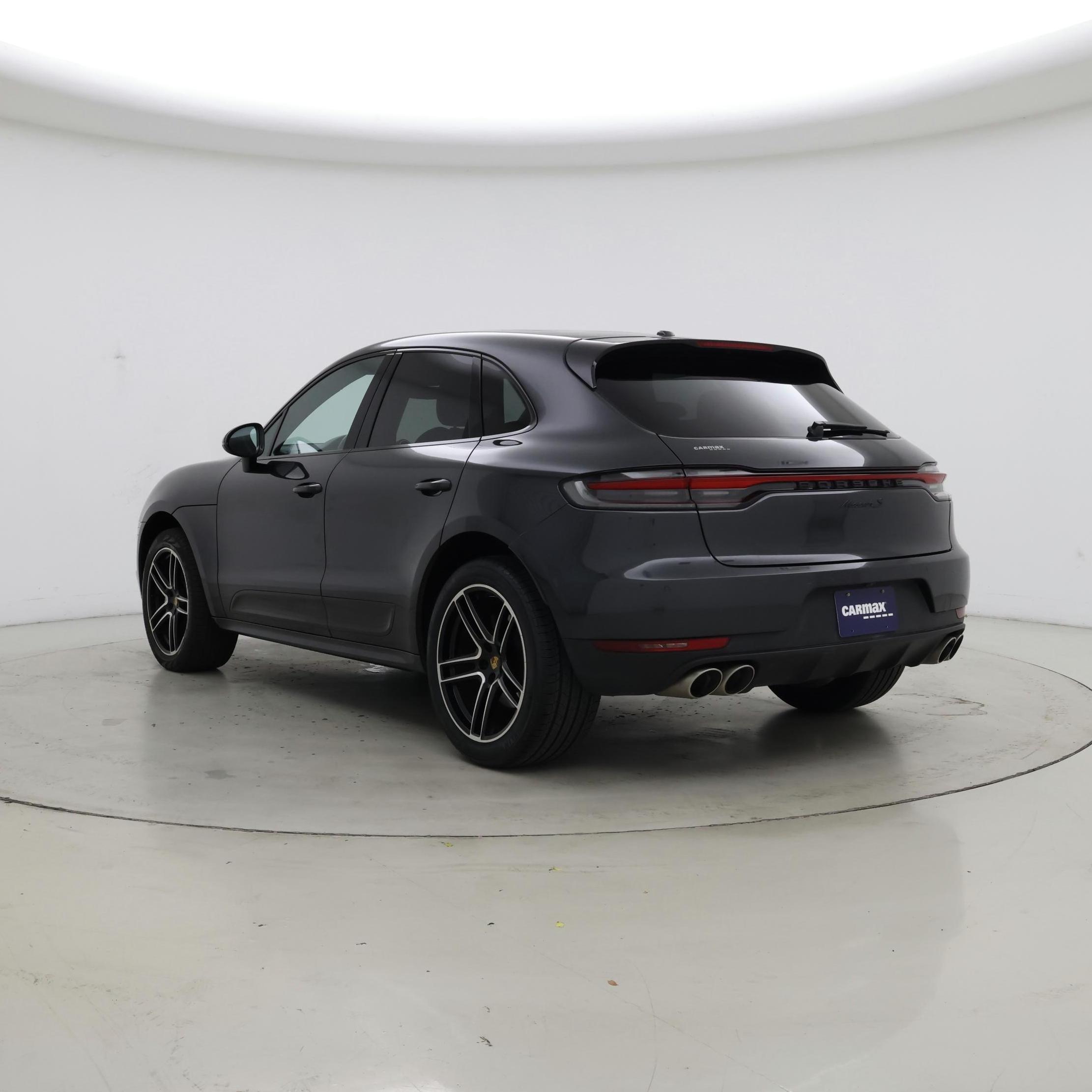 Thumbnail: 2020 Porsche Macan - 2