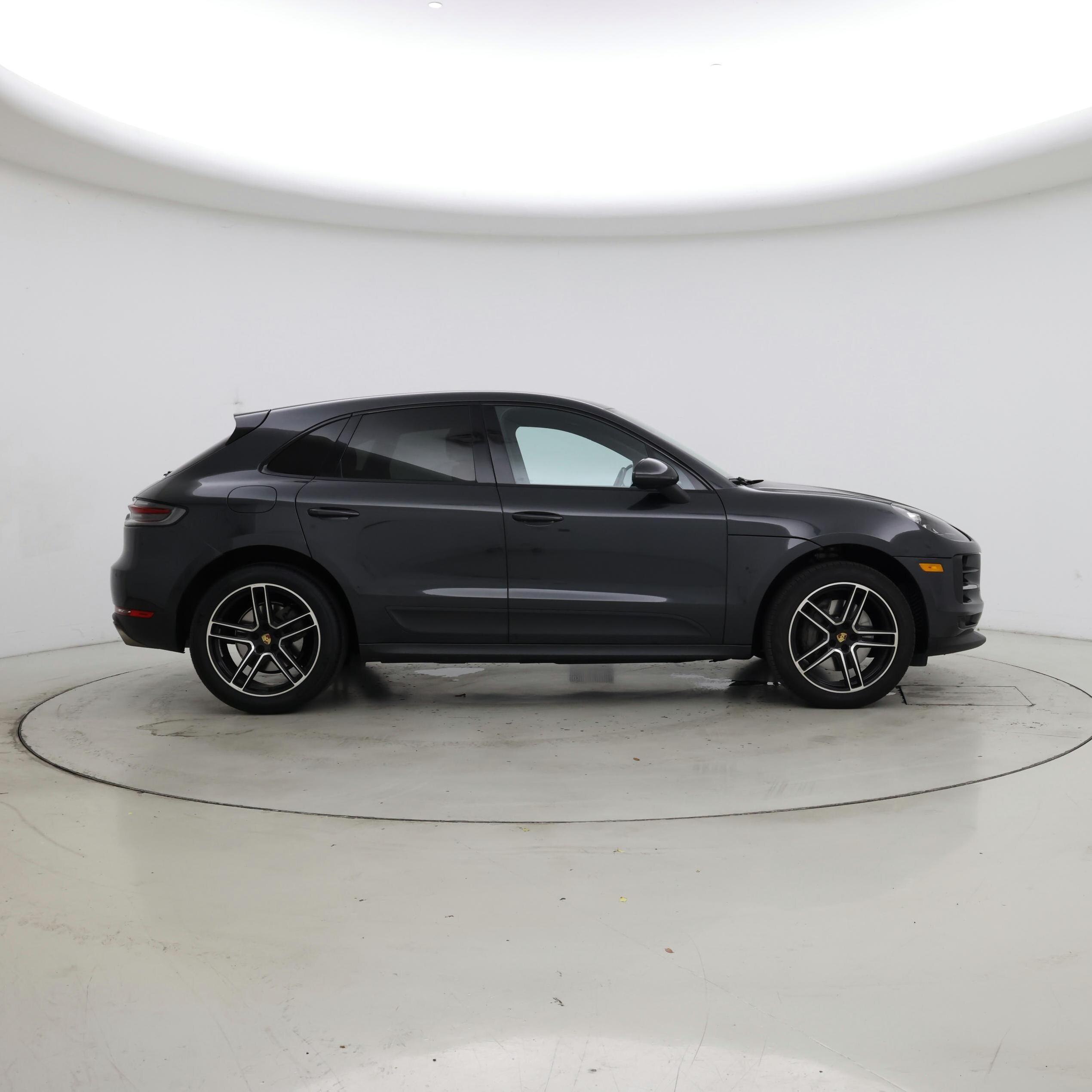 Thumbnail: 2020 Porsche Macan - 7