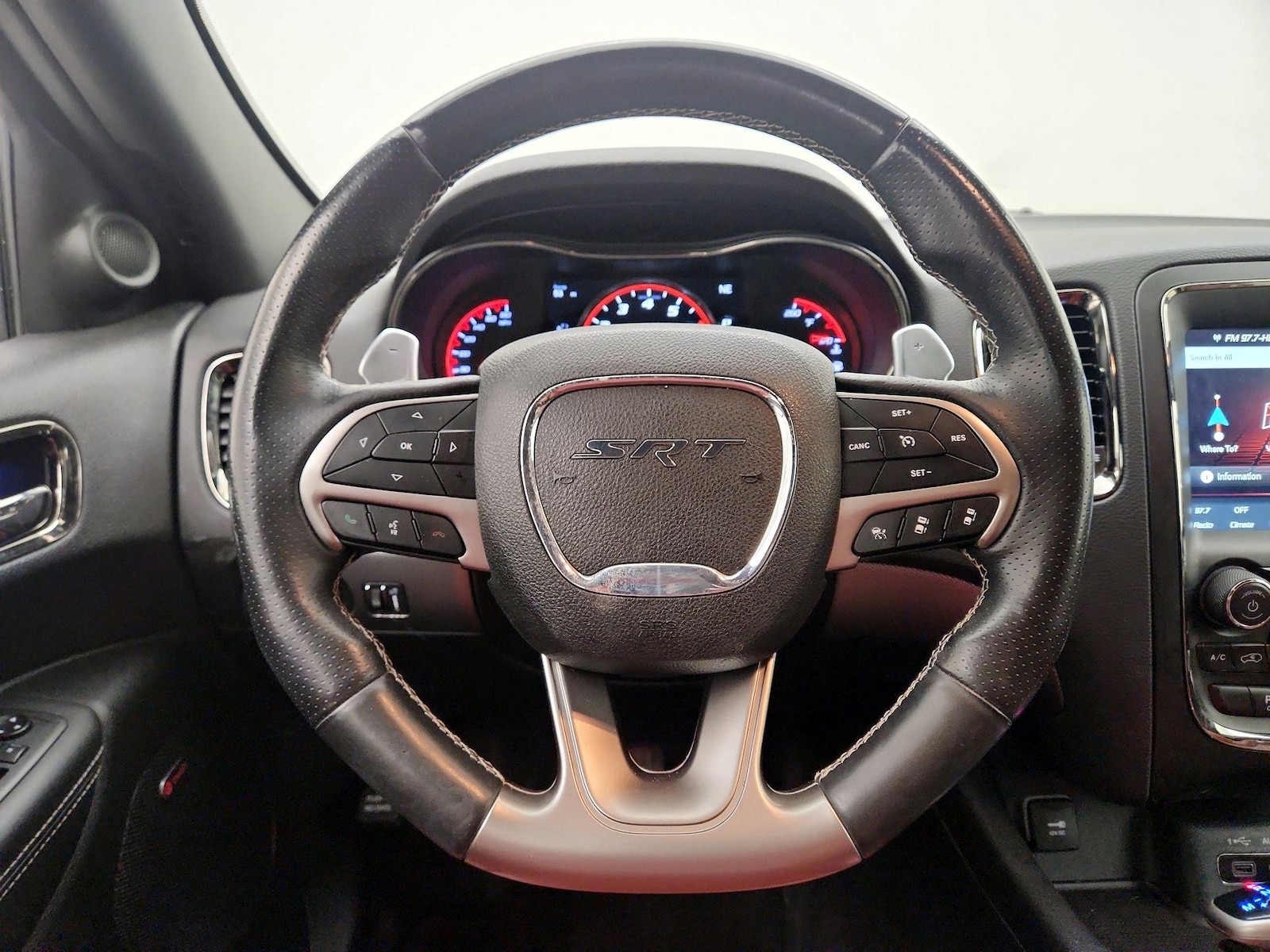 2018 Dodge Durango SRT - Photo 11