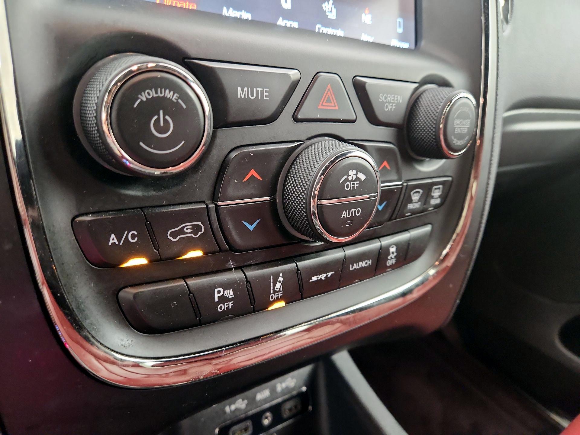 Thumbnail: 2018 Dodge Durango - 17