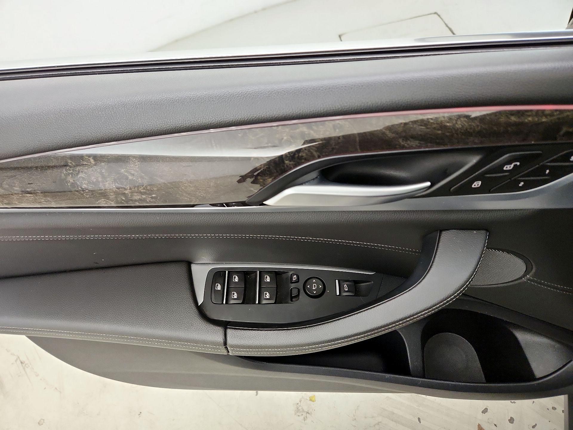 Thumbnail: 2019 BMW X3 - 12