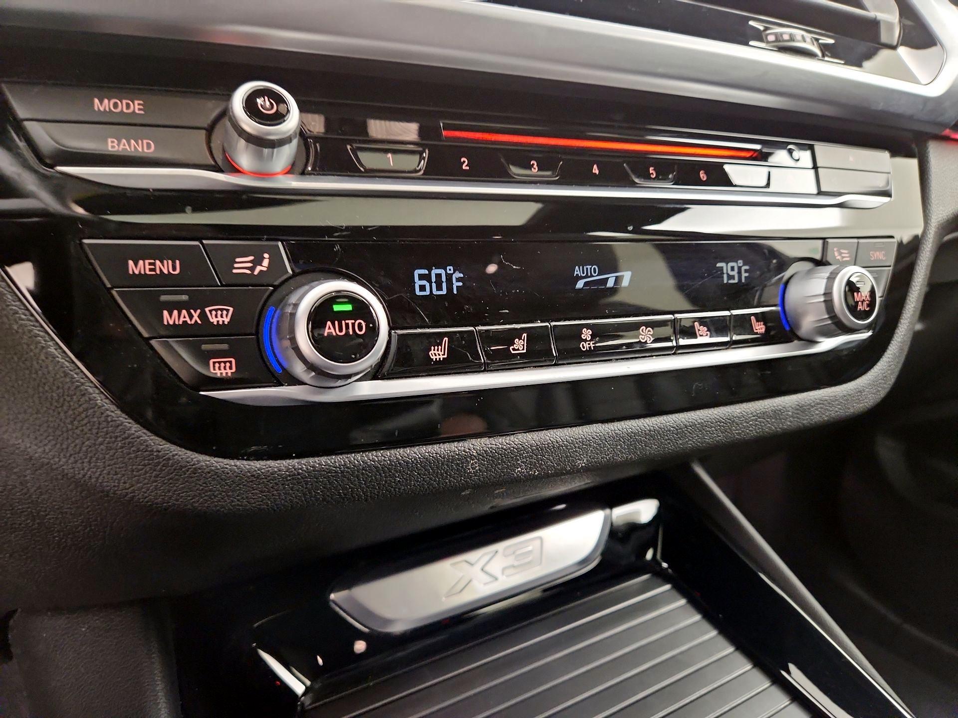 Thumbnail: 2019 BMW X3 - 17