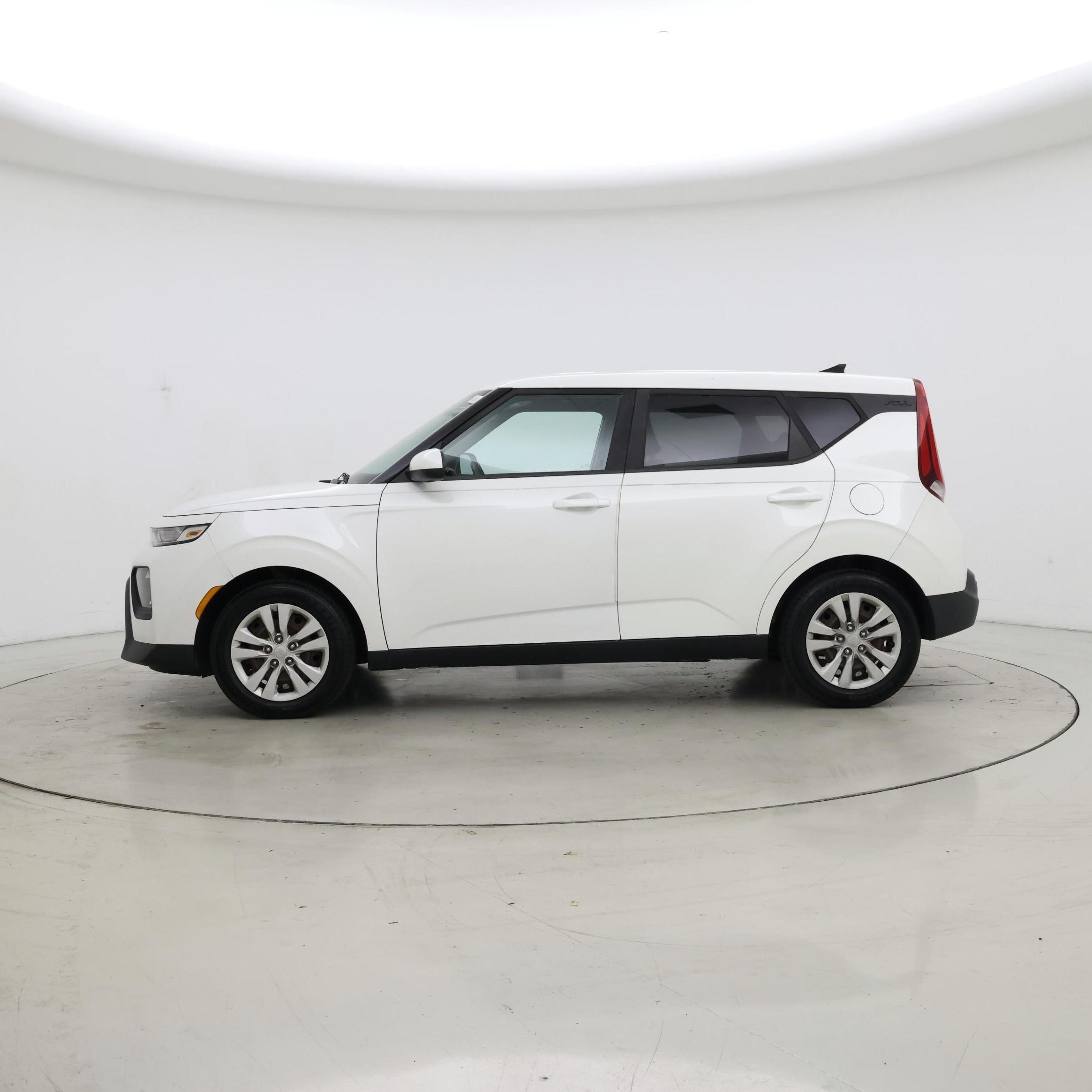 Thumbnail: 2020 Kia Soul - 3